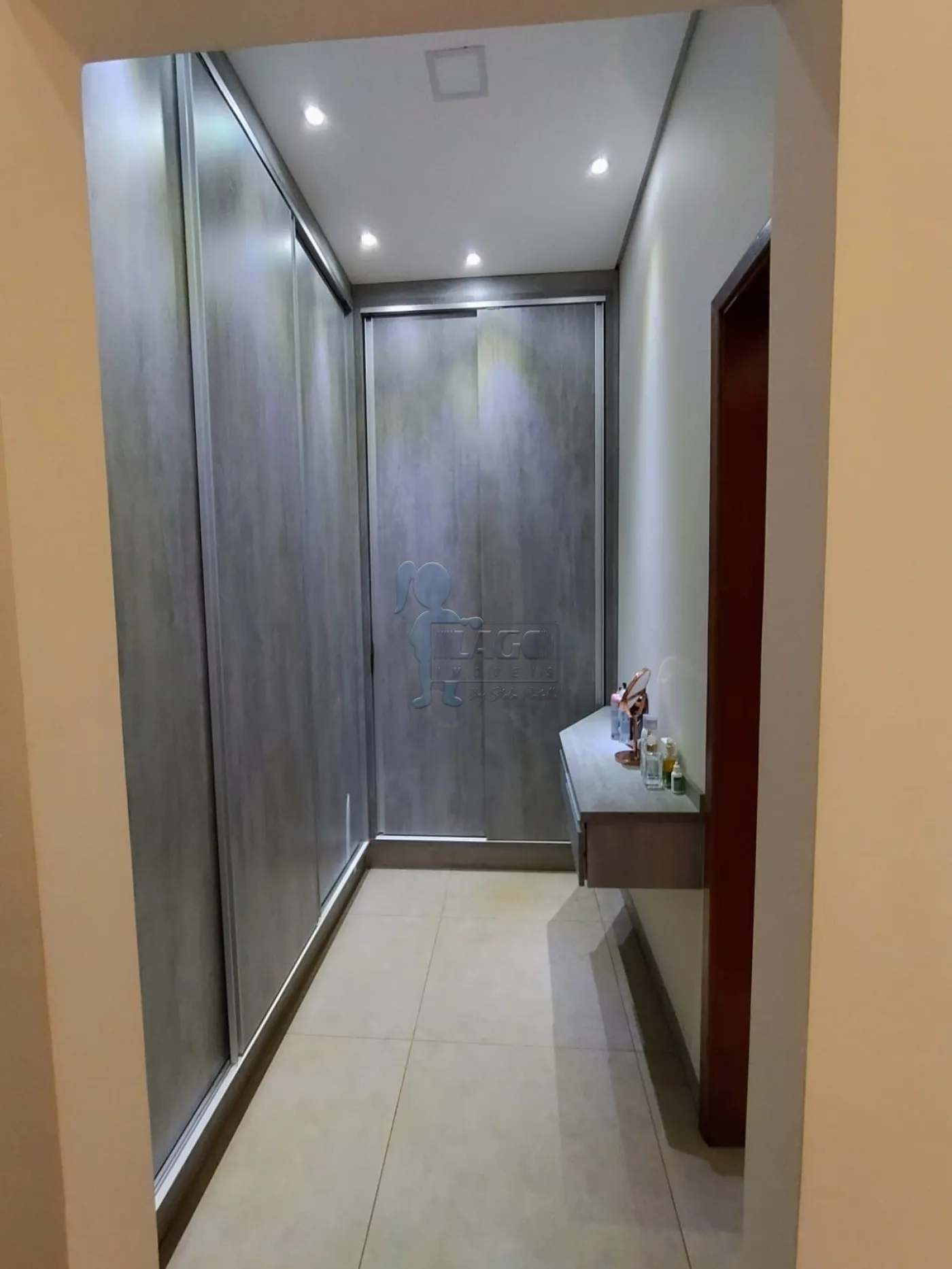 Comprar Casa / Padr&atilde;o em Ribeir&atilde;o Preto R$ 620.000,00 - Foto 16