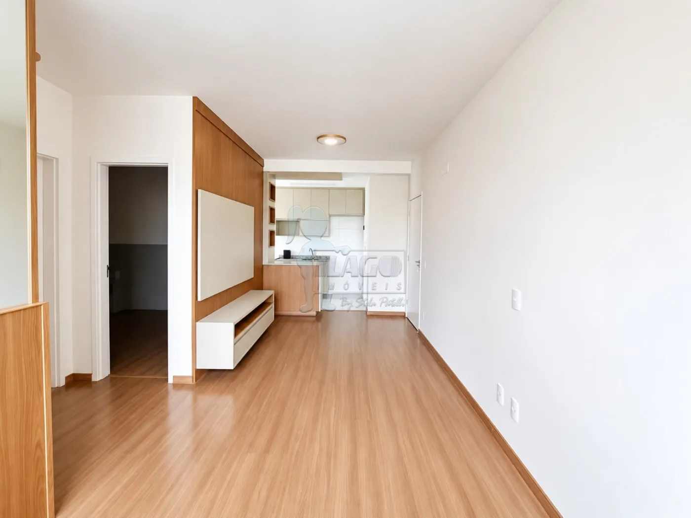 Alugar Apartamento / Padr&atilde;o em Ribeir&atilde;o Preto R$ 1.600,00 - Foto 3