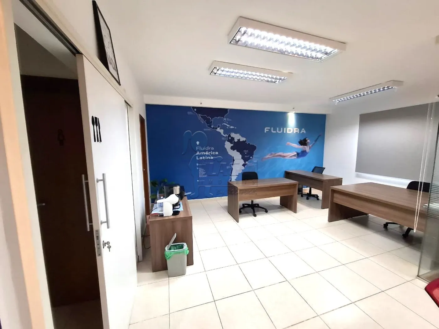 Alugar Comercial condom&iacute;nio / Escrit&oacute;rio - Loja em Ribeir&atilde;o Preto R$ 3.500,00 - Foto 1