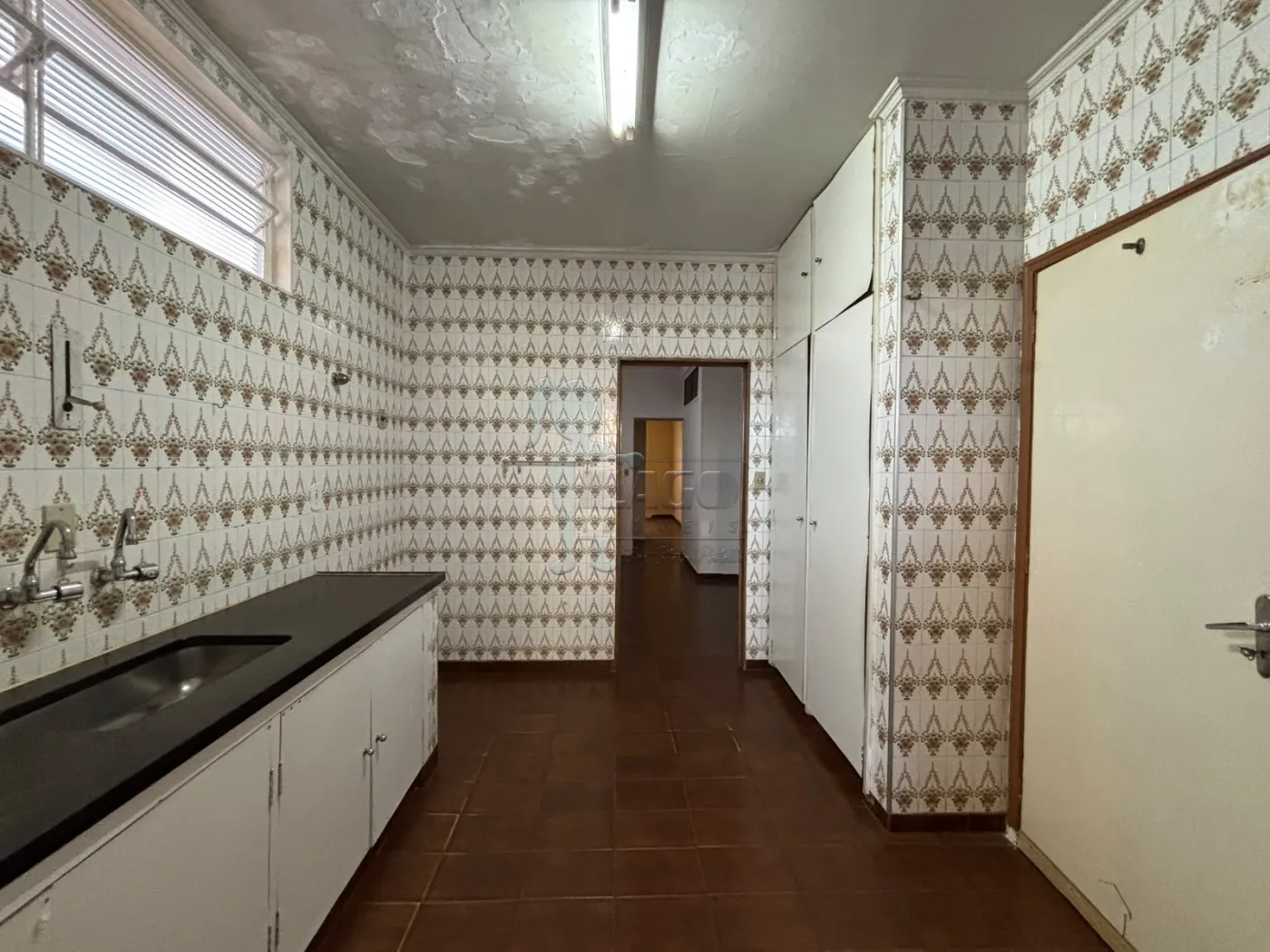Alugar Casa / Padr&atilde;o em Ribeir&atilde;o Preto R$ 2.500,00 - Foto 6