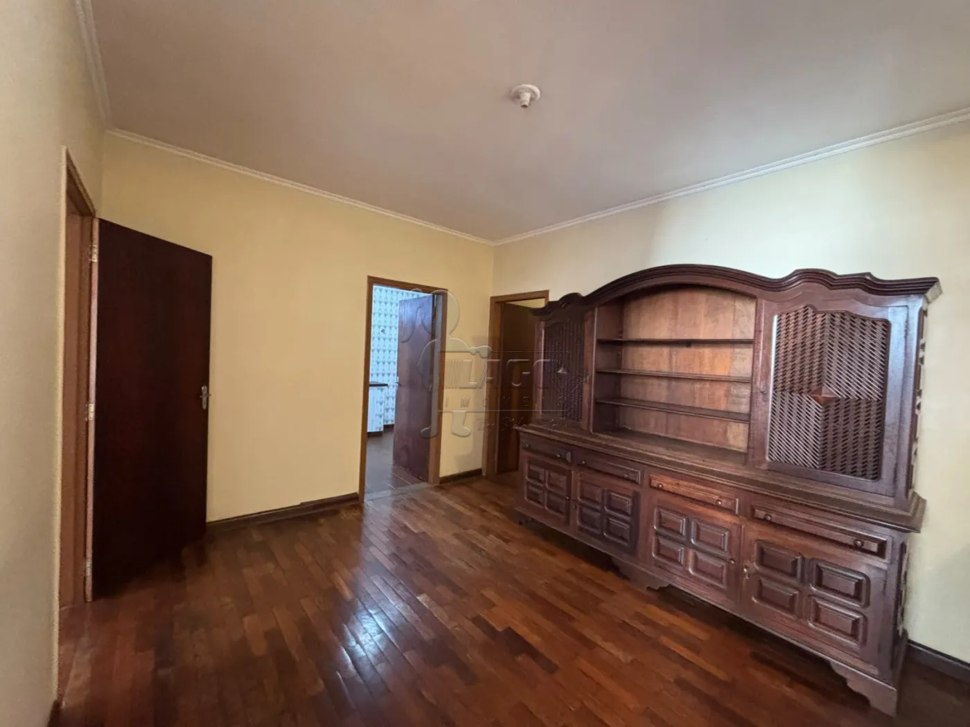 Alugar Casa / Padr&atilde;o em Ribeir&atilde;o Preto R$ 2.500,00 - Foto 2