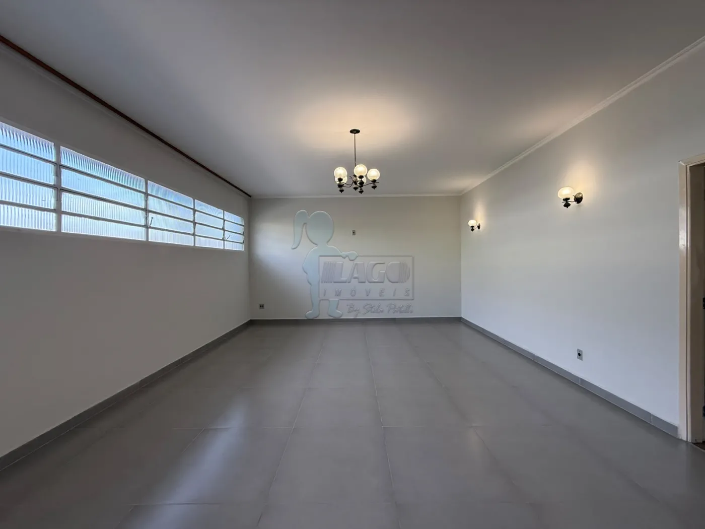 Alugar Casa / Padr&atilde;o em Ribeir&atilde;o Preto R$ 6.000,00 - Foto 1