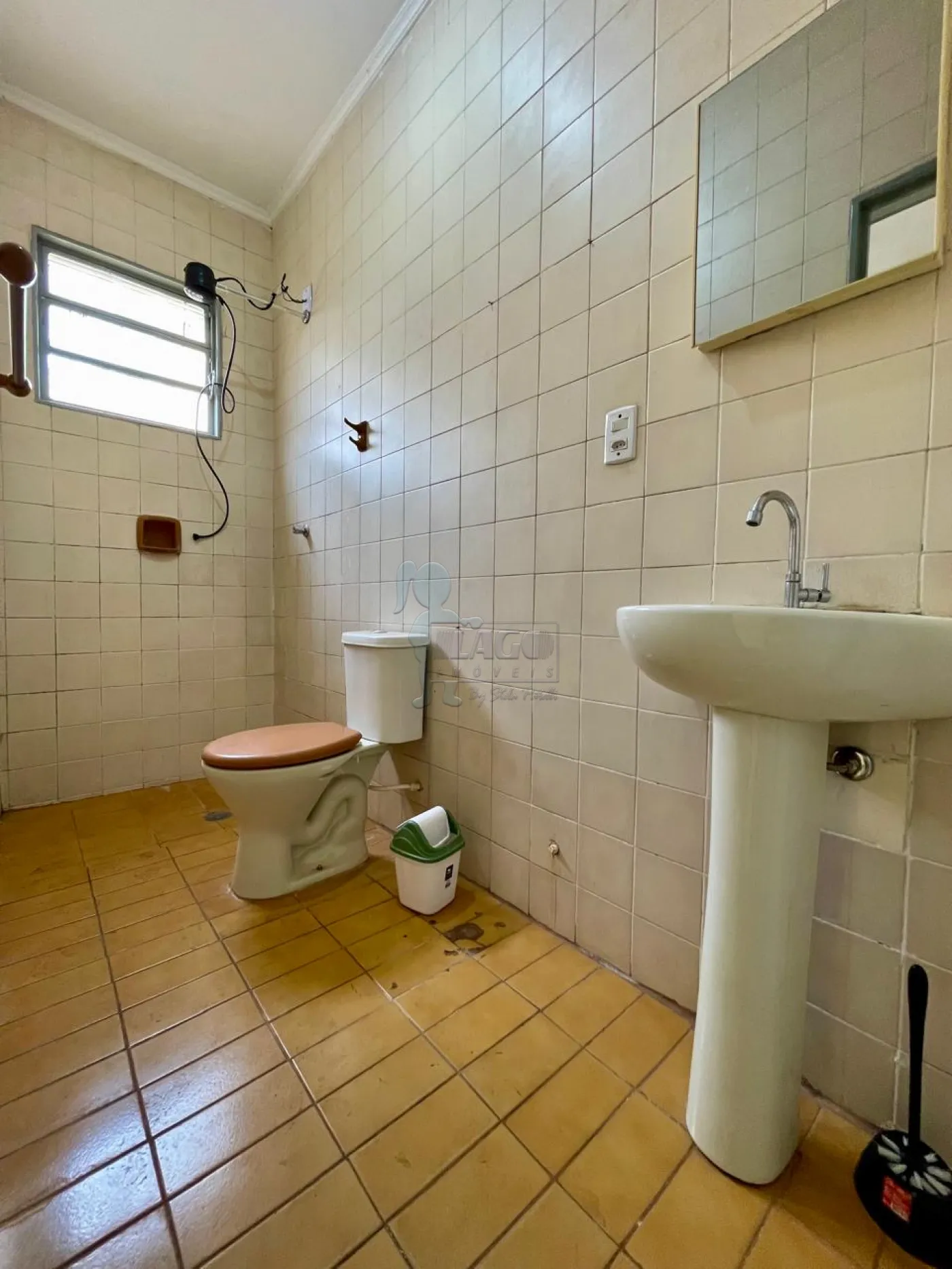 Alugar Casa / Padr&atilde;o em Ribeir&atilde;o Preto R$ 1.800,00 - Foto 10
