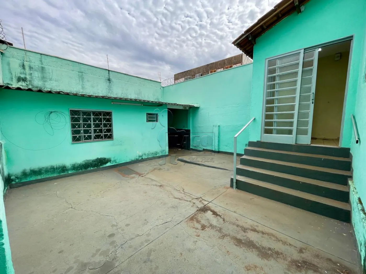 Alugar Casa / Padr&atilde;o em Ribeir&atilde;o Preto R$ 1.800,00 - Foto 19