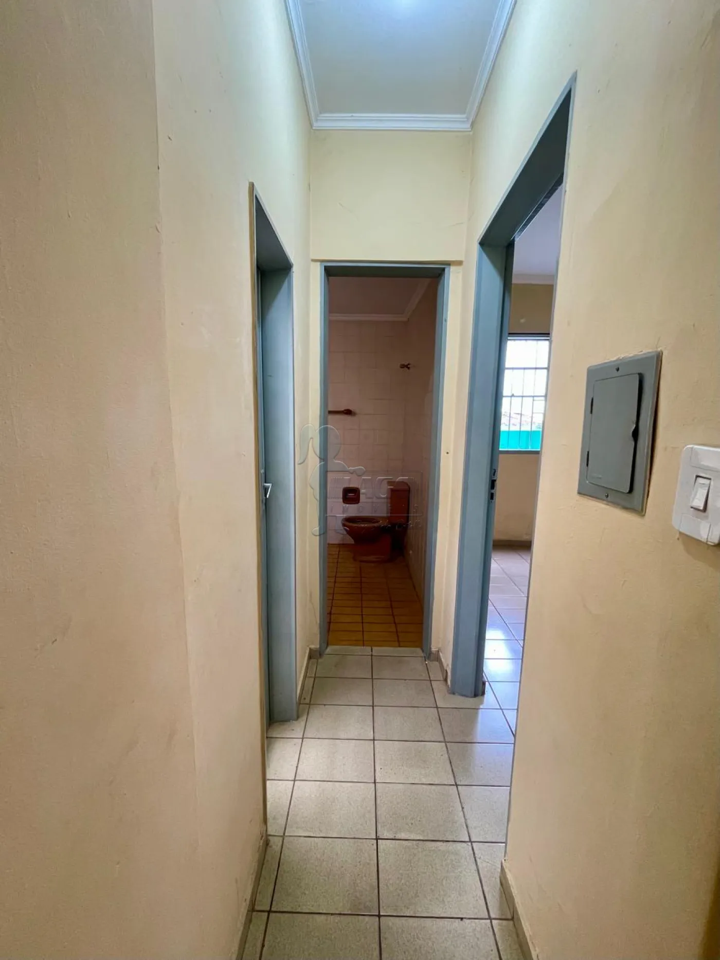 Alugar Casa / Padr&atilde;o em Ribeir&atilde;o Preto R$ 1.800,00 - Foto 11