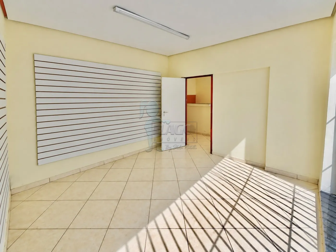 Alugar Comercial padr&atilde;o / Casa comercial em Ribeir&atilde;o Preto R$ 3.500,00 - Foto 2
