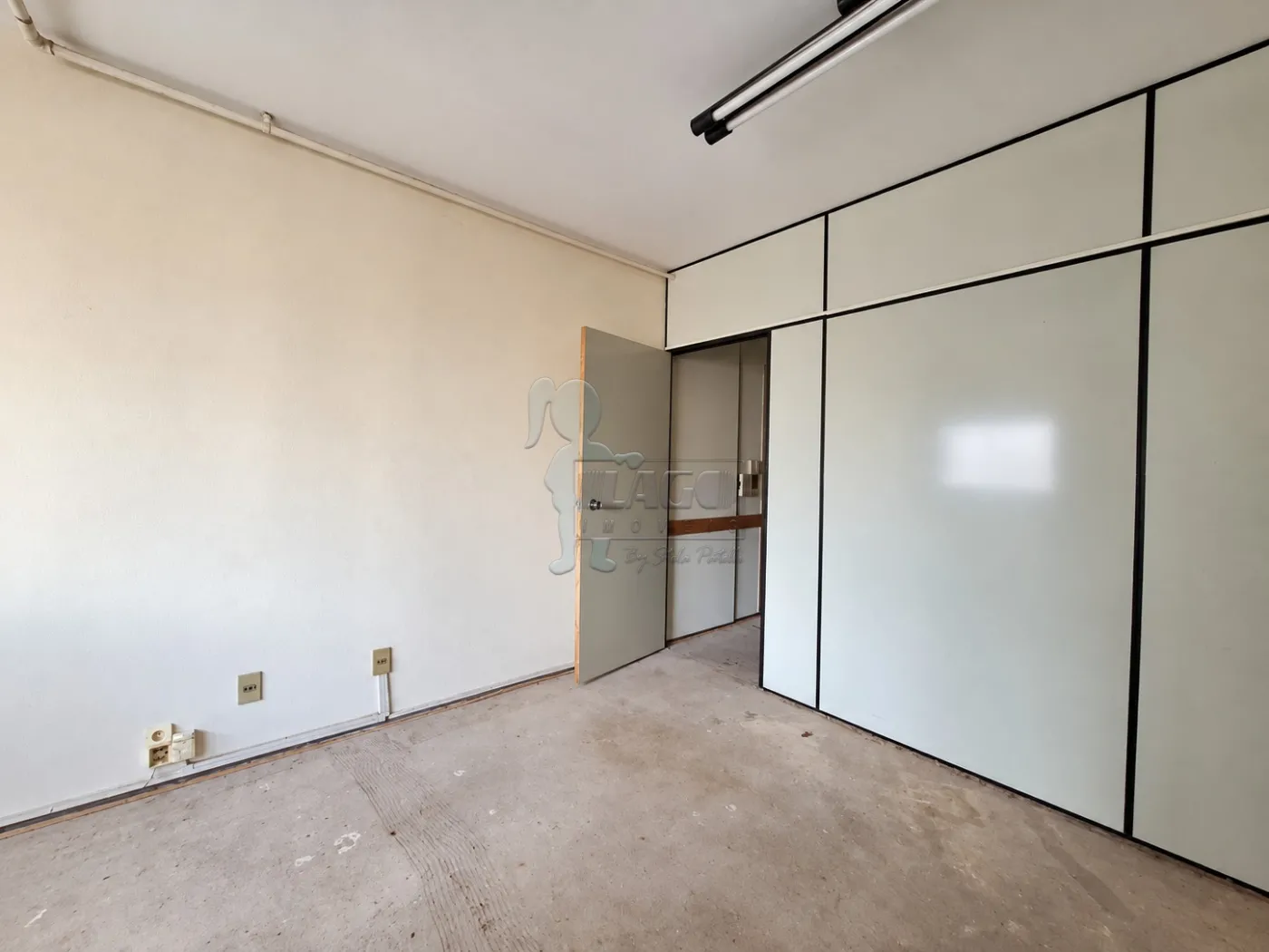 Alugar Comercial condom&iacute;nio / Escrit&oacute;rio - Loja em Ribeir&atilde;o Preto R$ 900,00 - Foto 4
