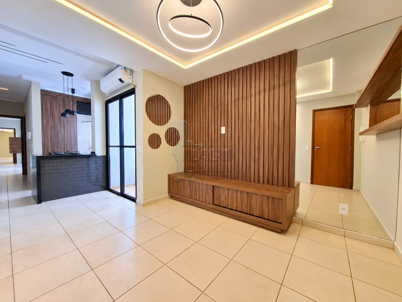 Alugar Apartamento / Padr&atilde;o em Ribeir&atilde;o Preto R$ 2.000,00 - Foto 1