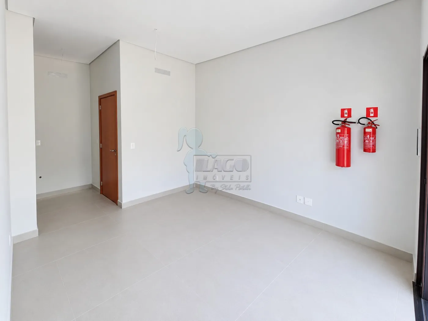 Alugar Comercial padr&atilde;o / Loja em Ribeir&atilde;o Preto R$ 2.500,00 - Foto 3