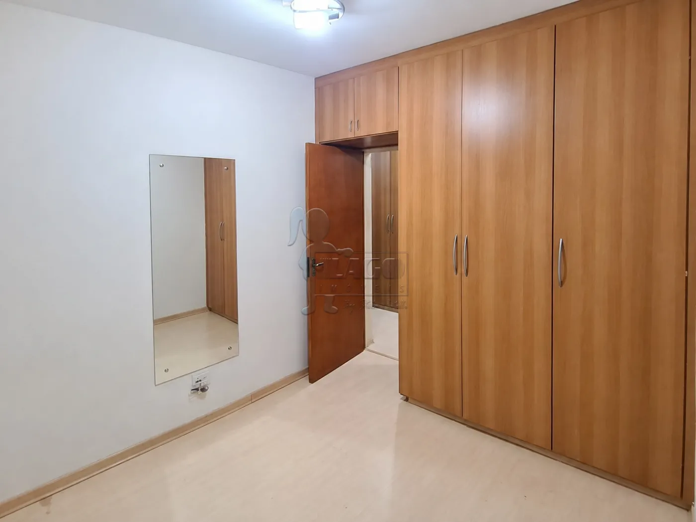 Alugar Apartamento / Padr&atilde;o em Ribeir&atilde;o Preto R$ 1.900,00 - Foto 9