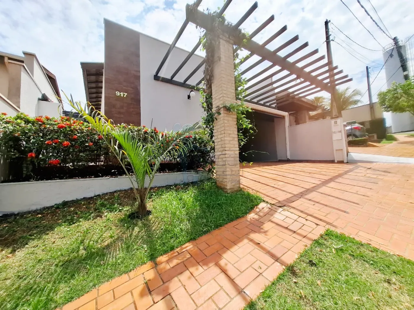 Alugar Casa condom&iacute;nio / Padr&atilde;o em Ribeir&atilde;o Preto R$ 4.500,00 - Foto 1