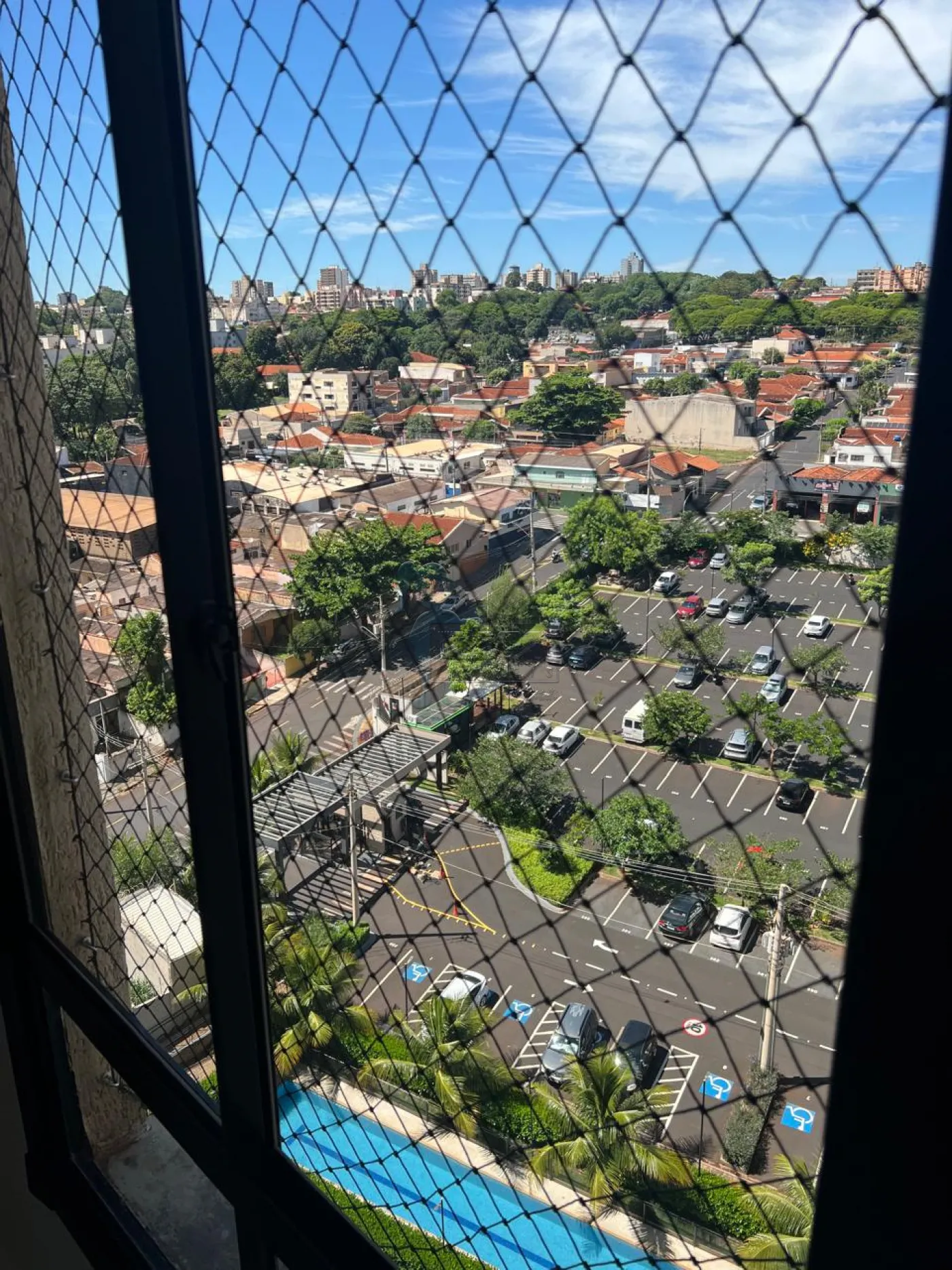 Alugar Apartamento / Padr&atilde;o em Ribeir&atilde;o Preto R$ 1.550,00 - Foto 12