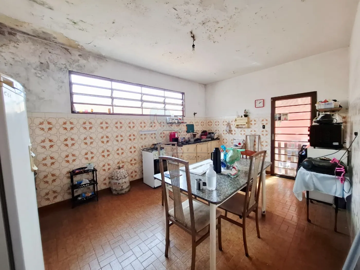 Comprar Casa / Padr&atilde;o em Ribeir&atilde;o Preto R$ 450.000,00 - Foto 5