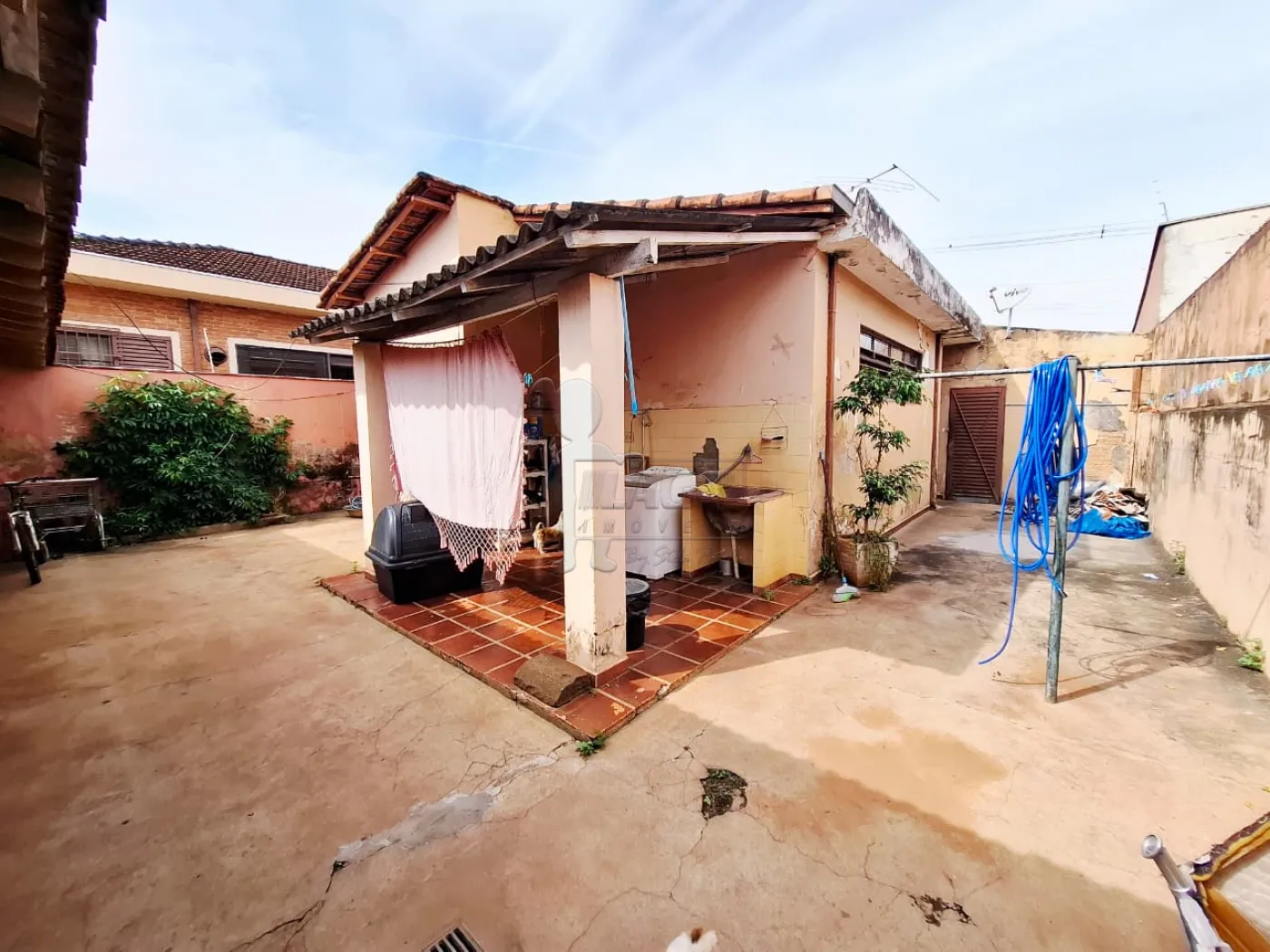 Comprar Casa / Padr&atilde;o em Ribeir&atilde;o Preto R$ 450.000,00 - Foto 18