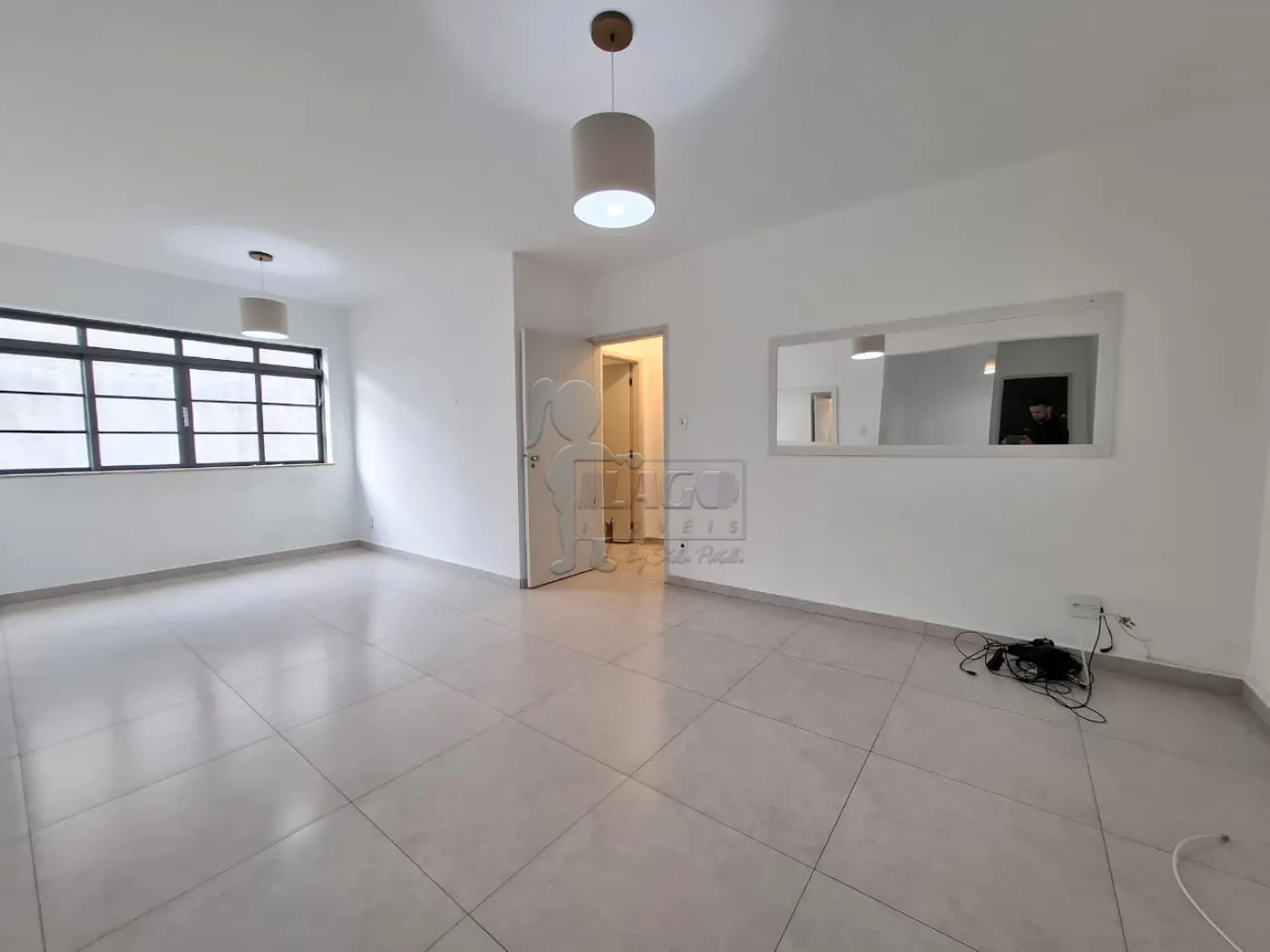 Alugar Apartamento / Padr&atilde;o em Ribeir&atilde;o Preto R$ 1.750,00 - Foto 2