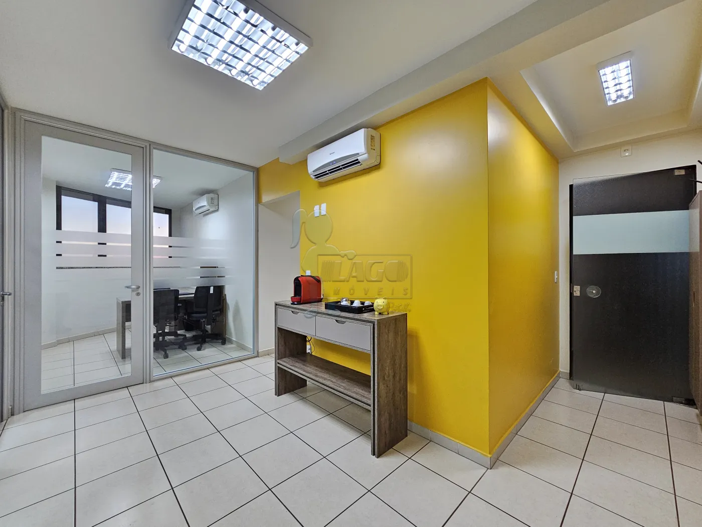 Comprar Comercial condom&iacute;nio / Escrit&oacute;rio - Loja em Ribeir&atilde;o Preto R$ 882.000,00 - Foto 1