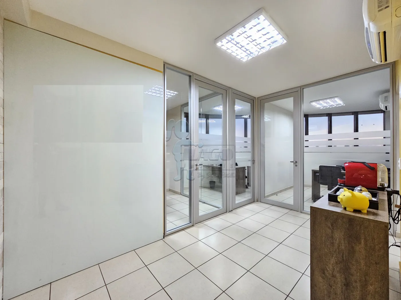 Comprar Comercial condom&iacute;nio / Escrit&oacute;rio - Loja em Ribeir&atilde;o Preto R$ 882.000,00 - Foto 2