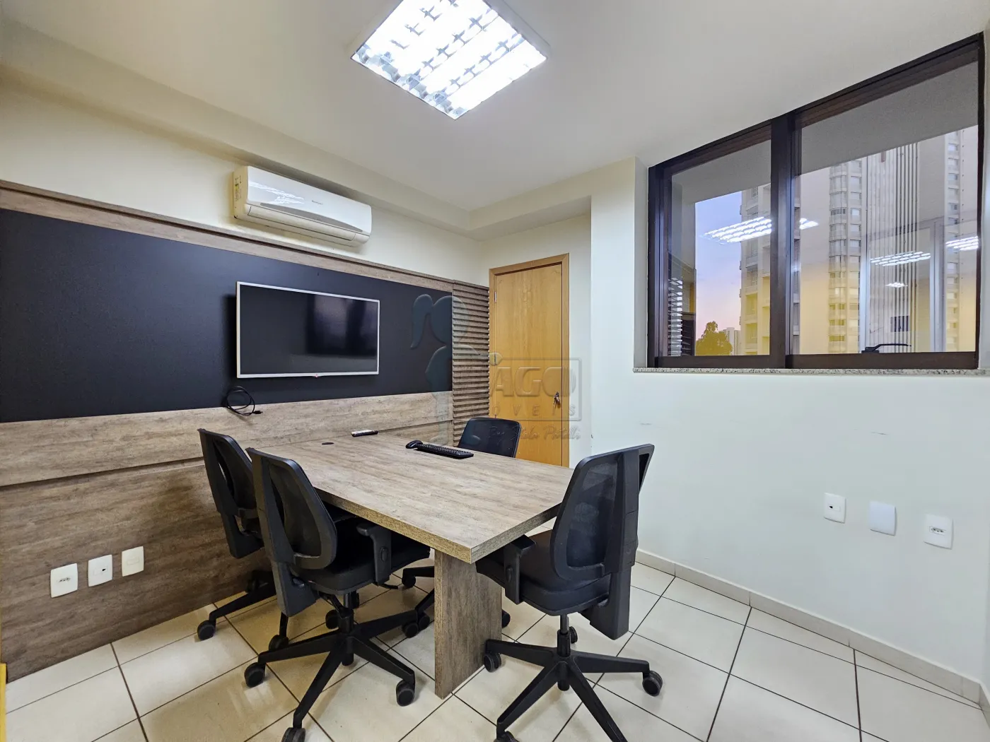 Comprar Comercial condom&iacute;nio / Escrit&oacute;rio - Loja em Ribeir&atilde;o Preto R$ 882.000,00 - Foto 4