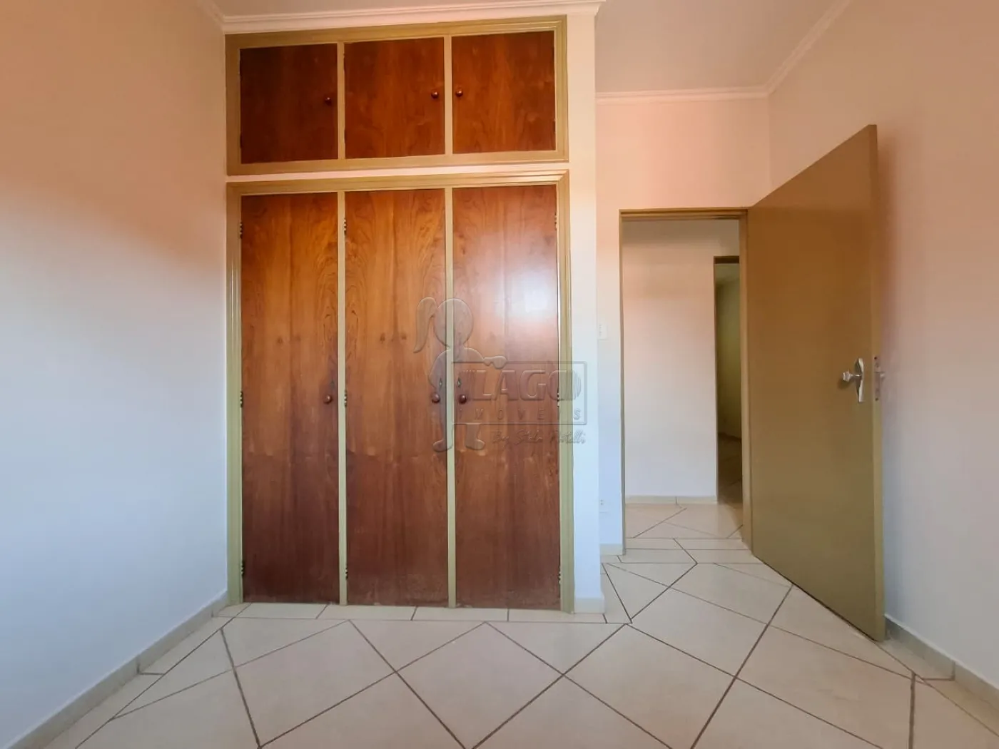 Alugar Casa / Padr&atilde;o em Ribeir&atilde;o Preto R$ 2.200,00 - Foto 10