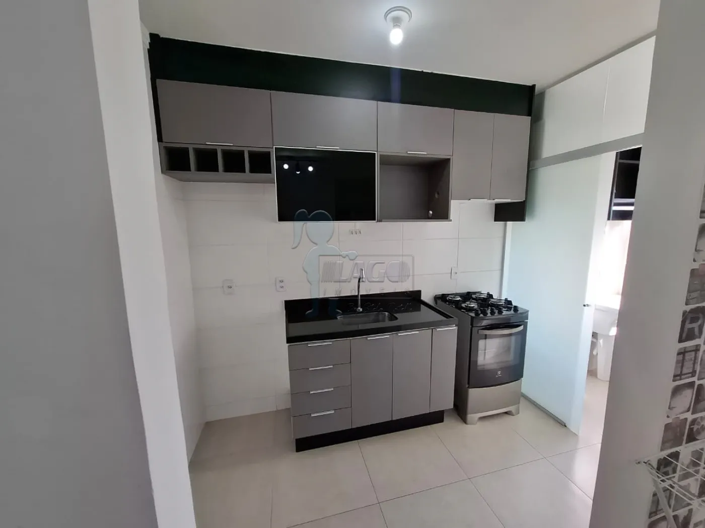Alugar Apartamento / Padr&atilde;o em Ribeir&atilde;o Preto R$ 1.790,00 - Foto 4