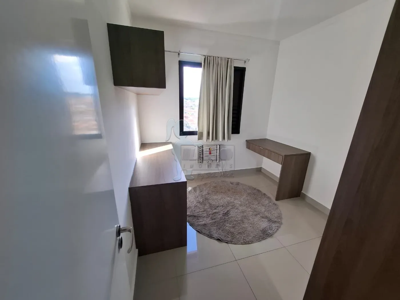 Alugar Apartamento / Padr&atilde;o em Ribeir&atilde;o Preto R$ 1.790,00 - Foto 8
