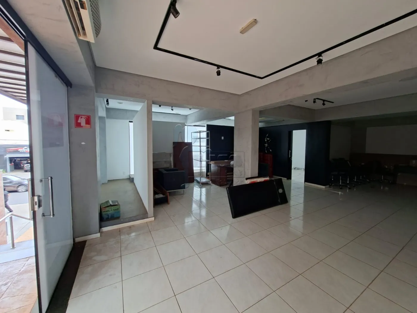 Alugar Comercial condom&iacute;nio / Escrit&oacute;rio - Loja em Ribeir&atilde;o Preto R$ 2.000,00 - Foto 3