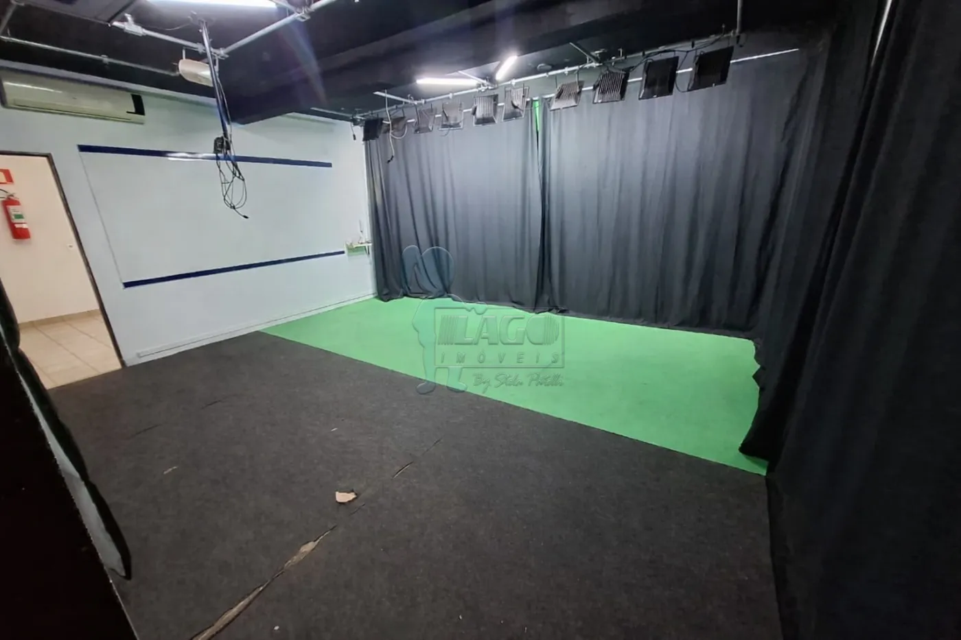 Alugar Comercial condom&iacute;nio / Escrit&oacute;rio - Loja em Ribeir&atilde;o Preto R$ 3.000,00 - Foto 1