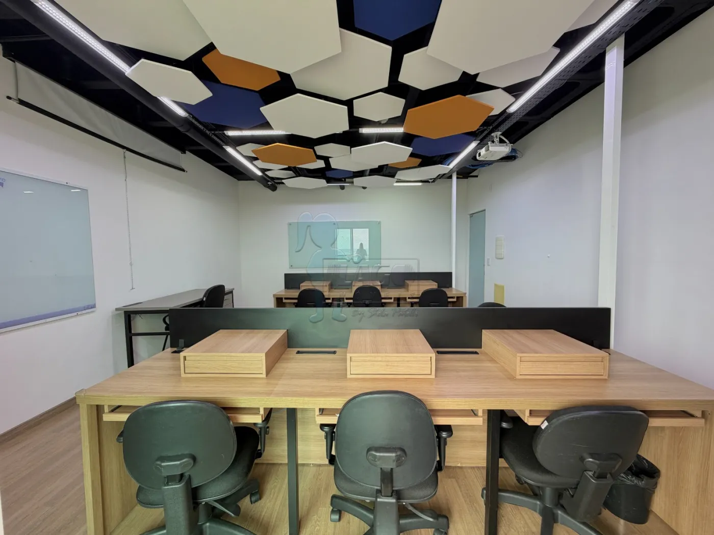 Comprar Comercial condom&iacute;nio / Escrit&oacute;rio - Loja em Ribeir&atilde;o Preto R$ 350.000,00 - Foto 1