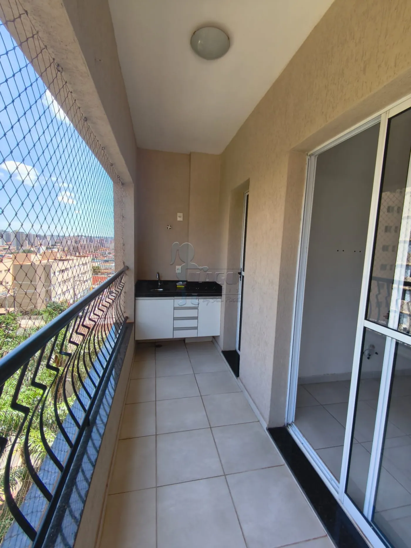 Alugar Apartamento / Padr&atilde;o em Ribeir&atilde;o Preto R$ 1.820,00 - Foto 5
