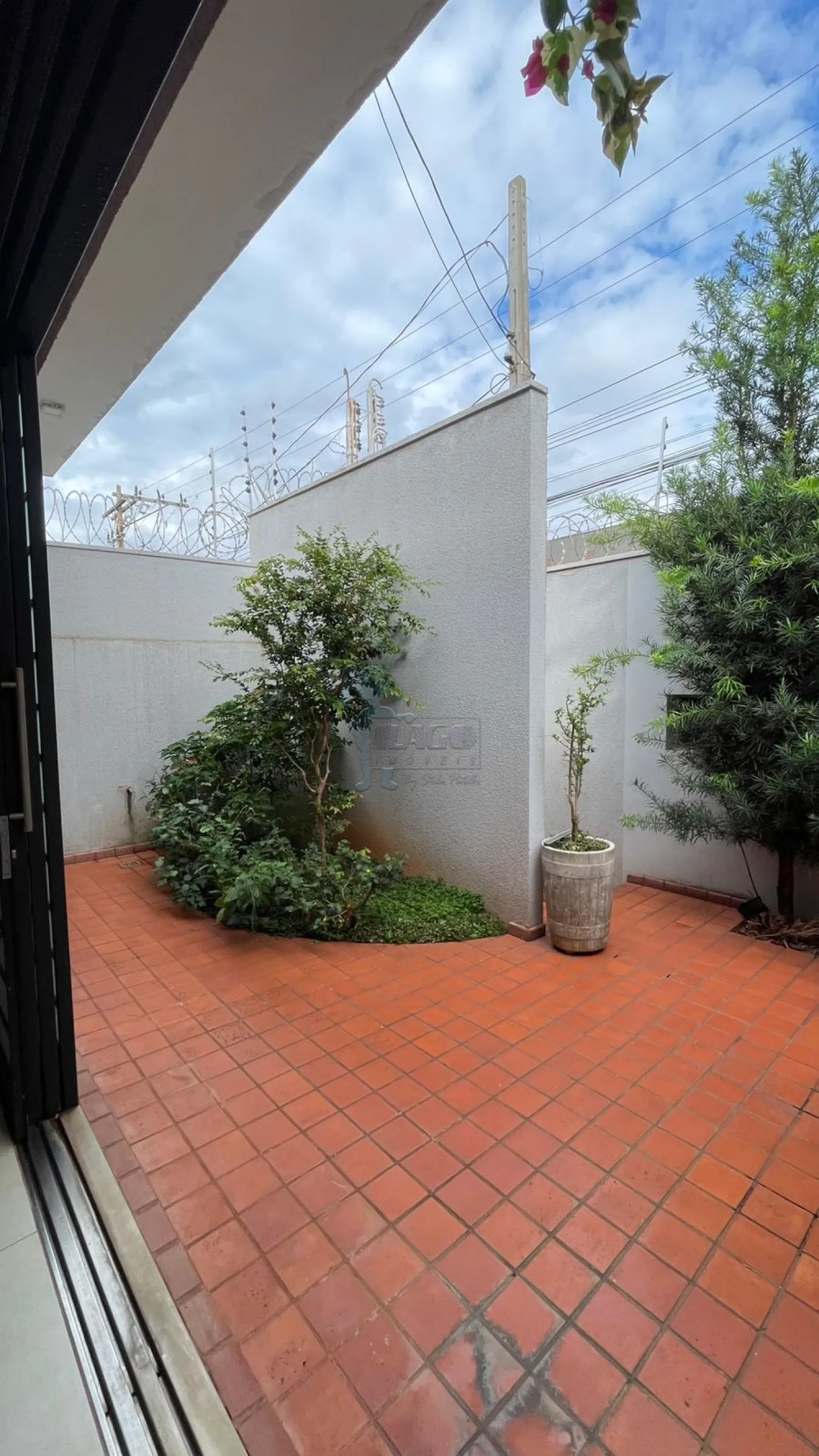 Comprar Casa / Padr&atilde;o em Ribeir&atilde;o Preto R$ 500.000,00 - Foto 9