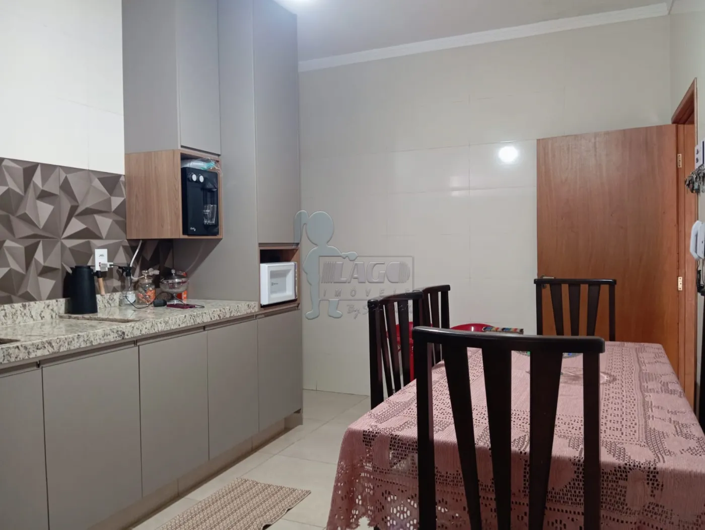 Comprar Casa / Padr&atilde;o em Ribeir&atilde;o Preto R$ 450.000,00 - Foto 4