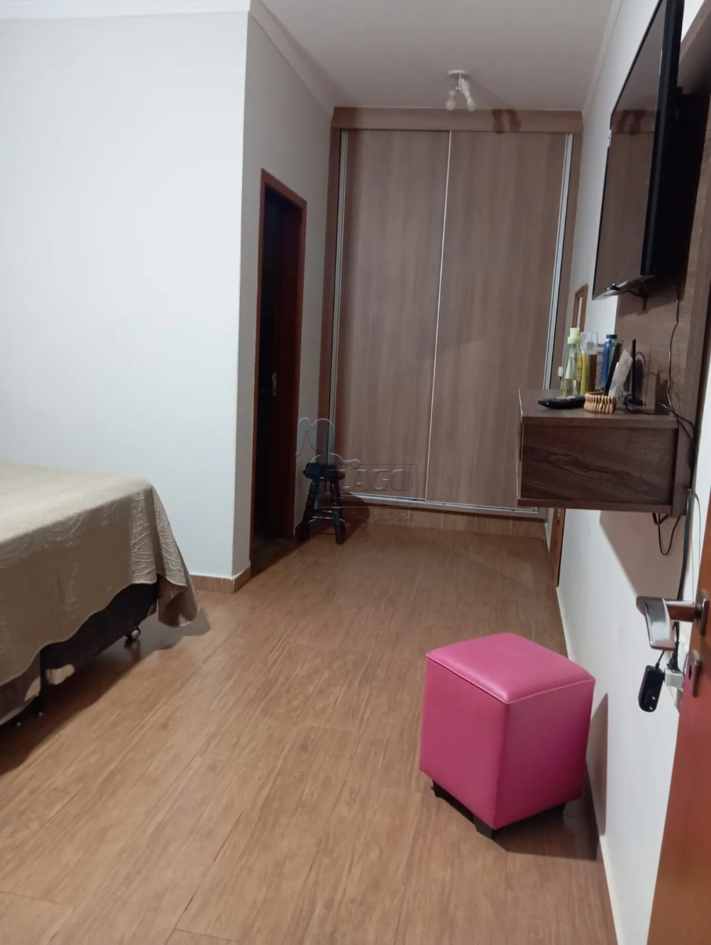 Comprar Casa / Padr&atilde;o em Ribeir&atilde;o Preto R$ 450.000,00 - Foto 9