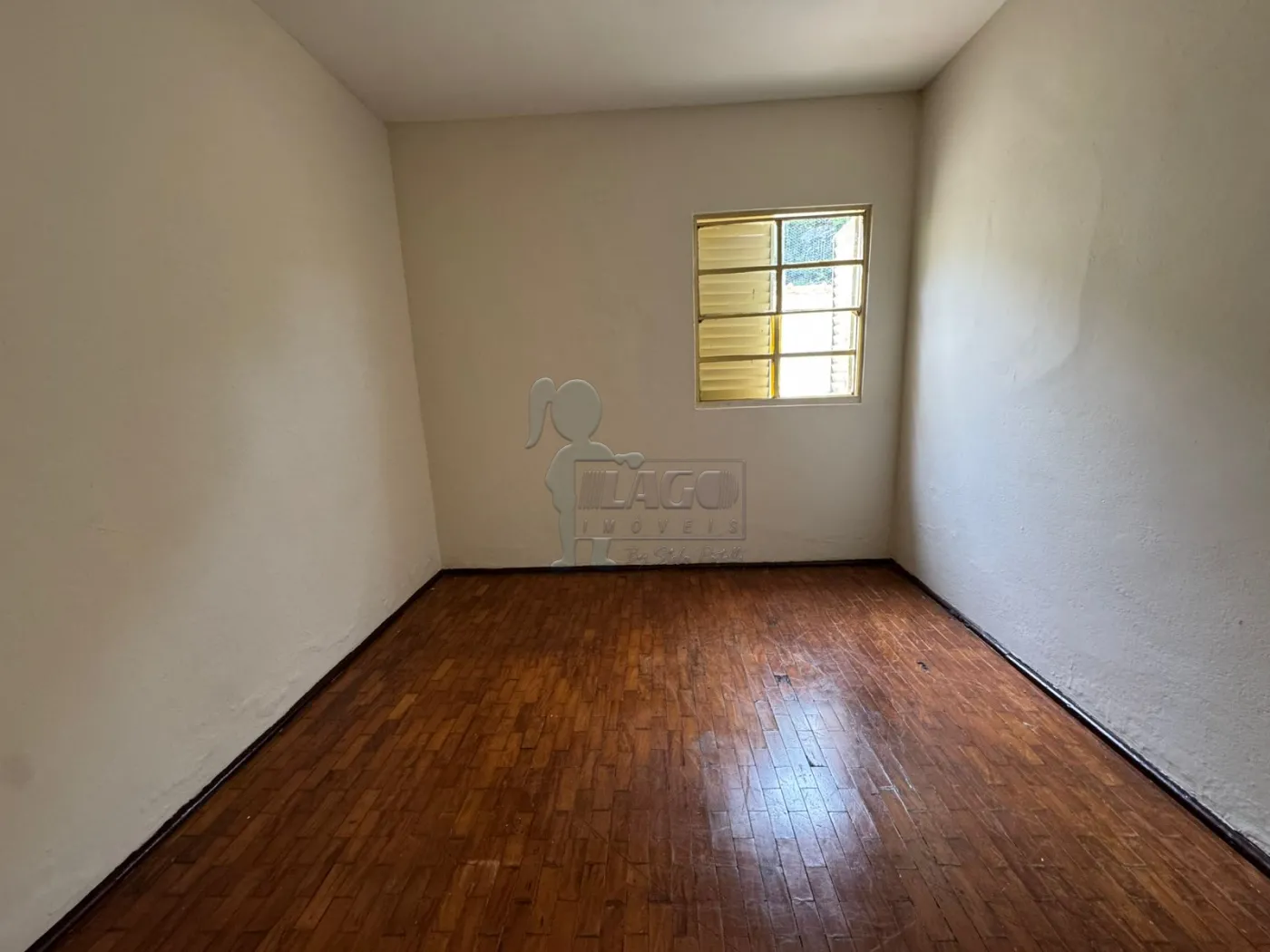 Comprar Casa / Padr&atilde;o em Ribeir&atilde;o Preto R$ 237.000,00 - Foto 4