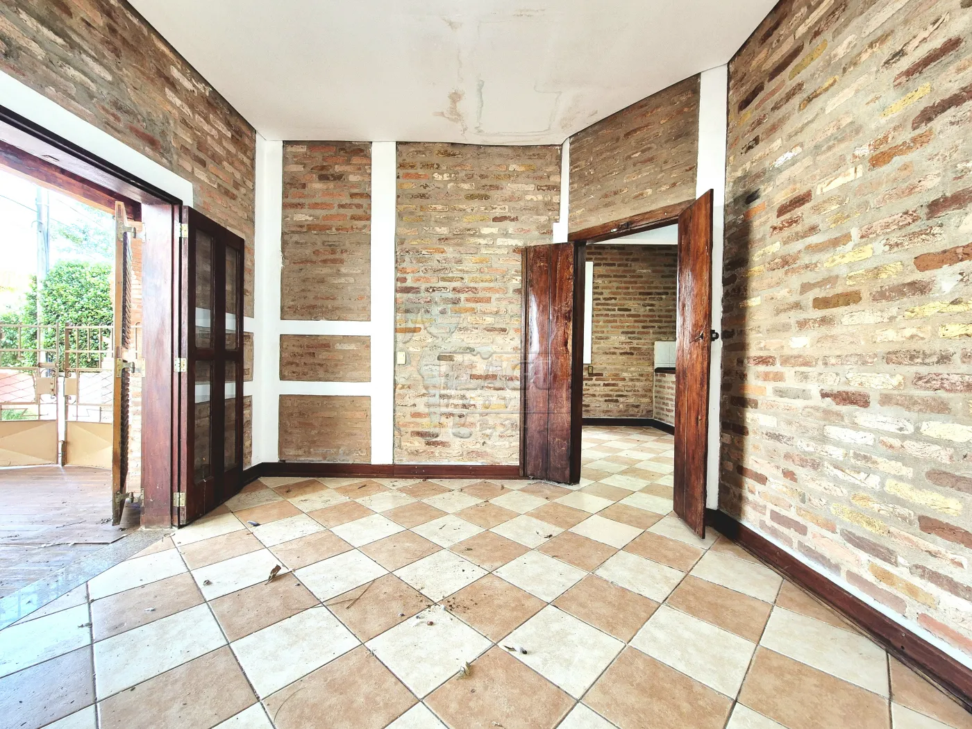 Comprar Casa condom&iacute;nio / Padr&atilde;o em Ribeir&atilde;o Preto R$ 850.000,00 - Foto 2