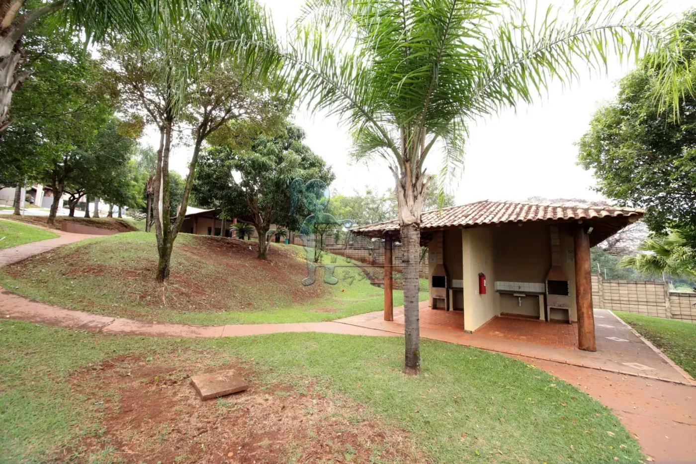Comprar Casa condom&iacute;nio / Padr&atilde;o em Ribeir&atilde;o Preto R$ 850.000,00 - Foto 28