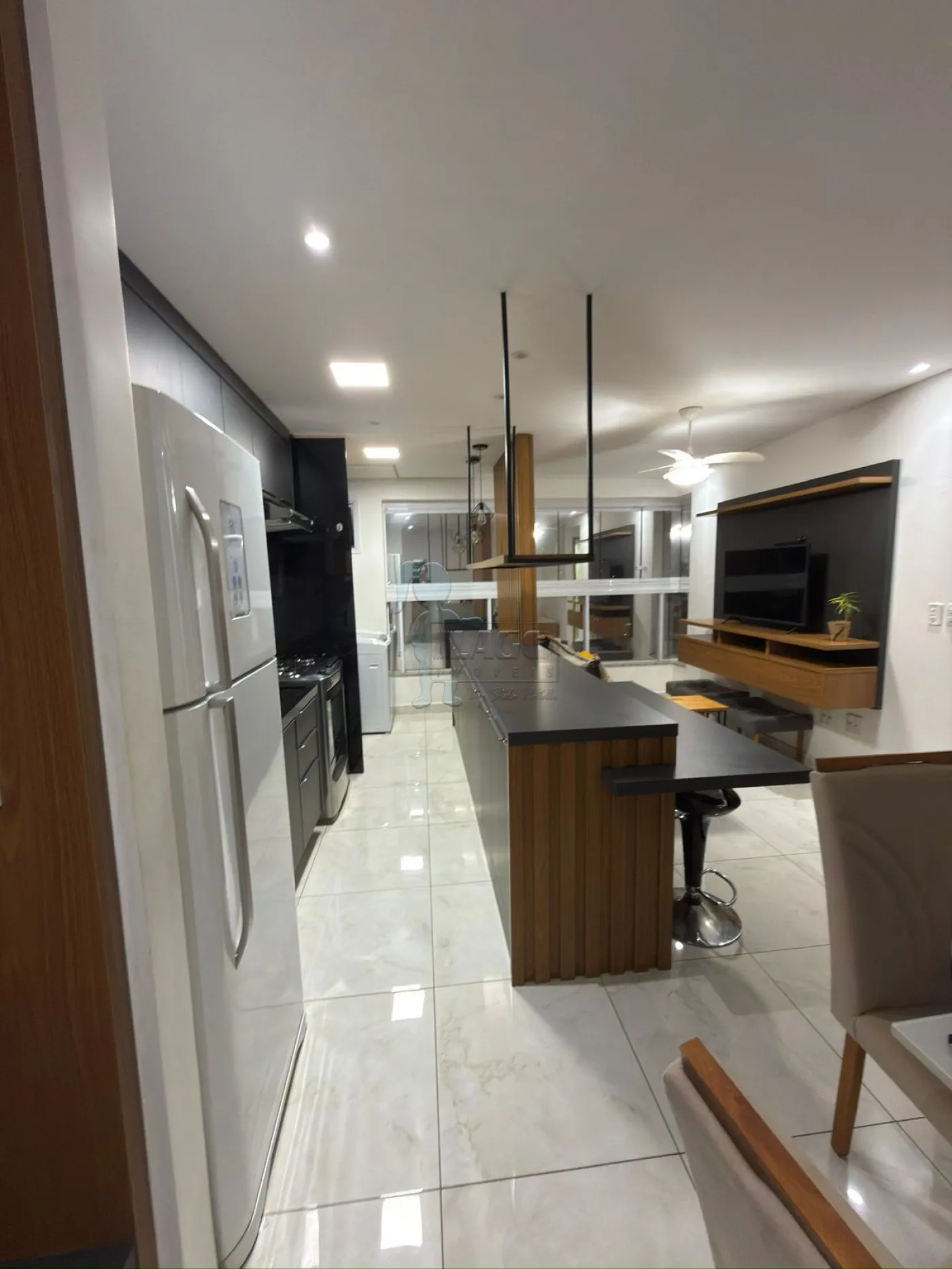 Alugar Apartamento / Padr&atilde;o em Ribeir&atilde;o Preto R$ 2.800,00 - Foto 3