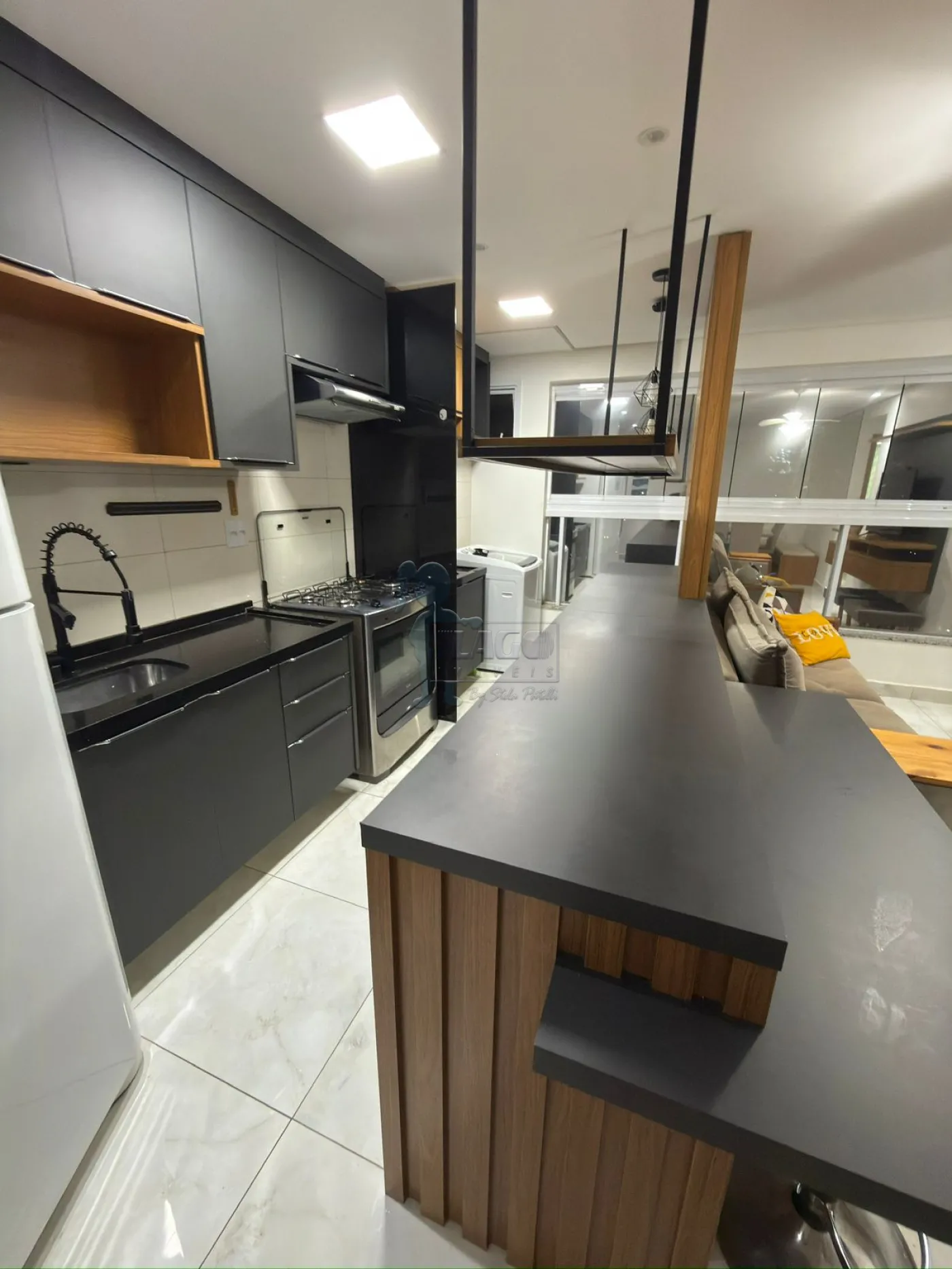 Alugar Apartamento / Padr&atilde;o em Ribeir&atilde;o Preto R$ 2.800,00 - Foto 4