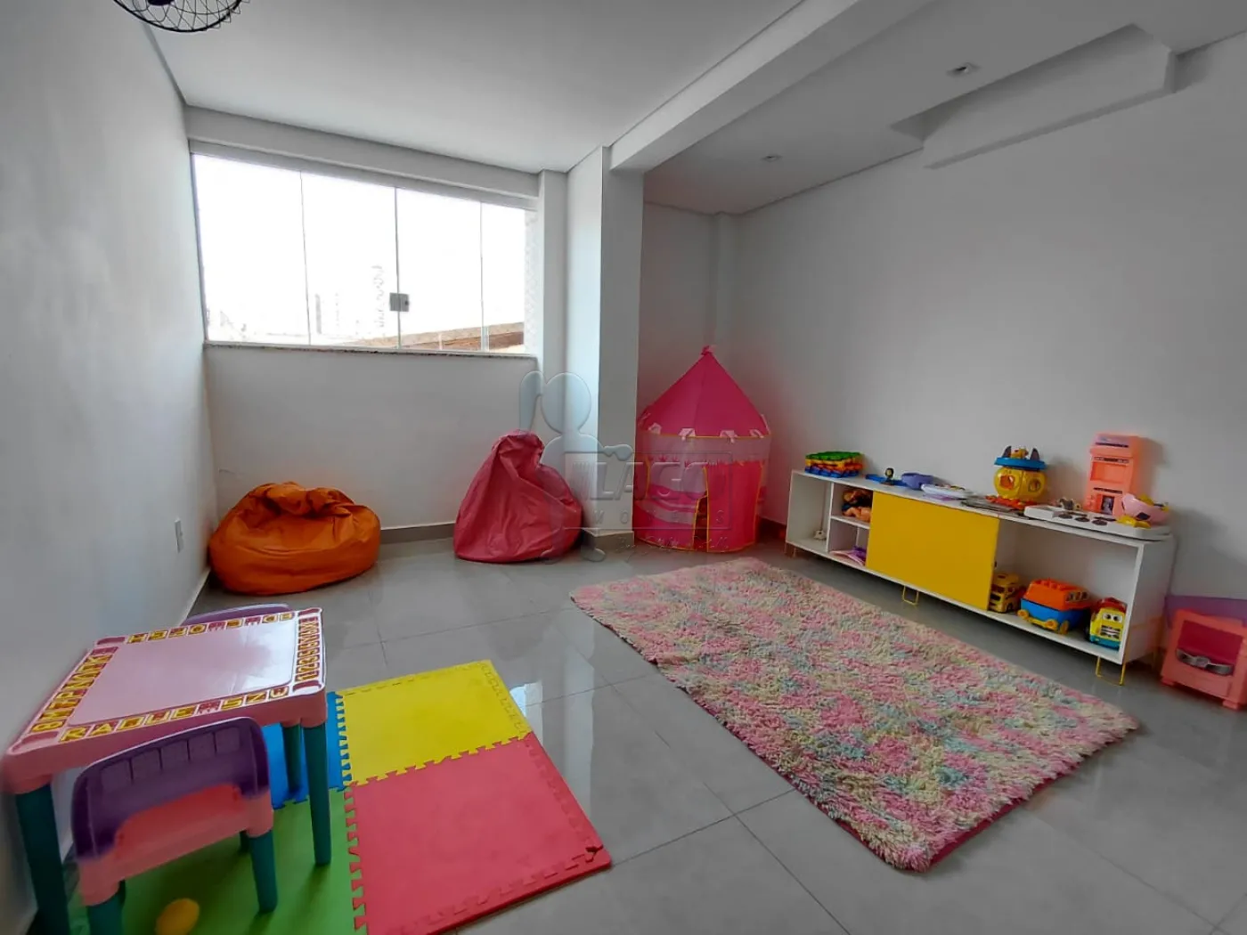 Alugar Apartamento / Padr&atilde;o em Ribeir&atilde;o Preto R$ 2.800,00 - Foto 17