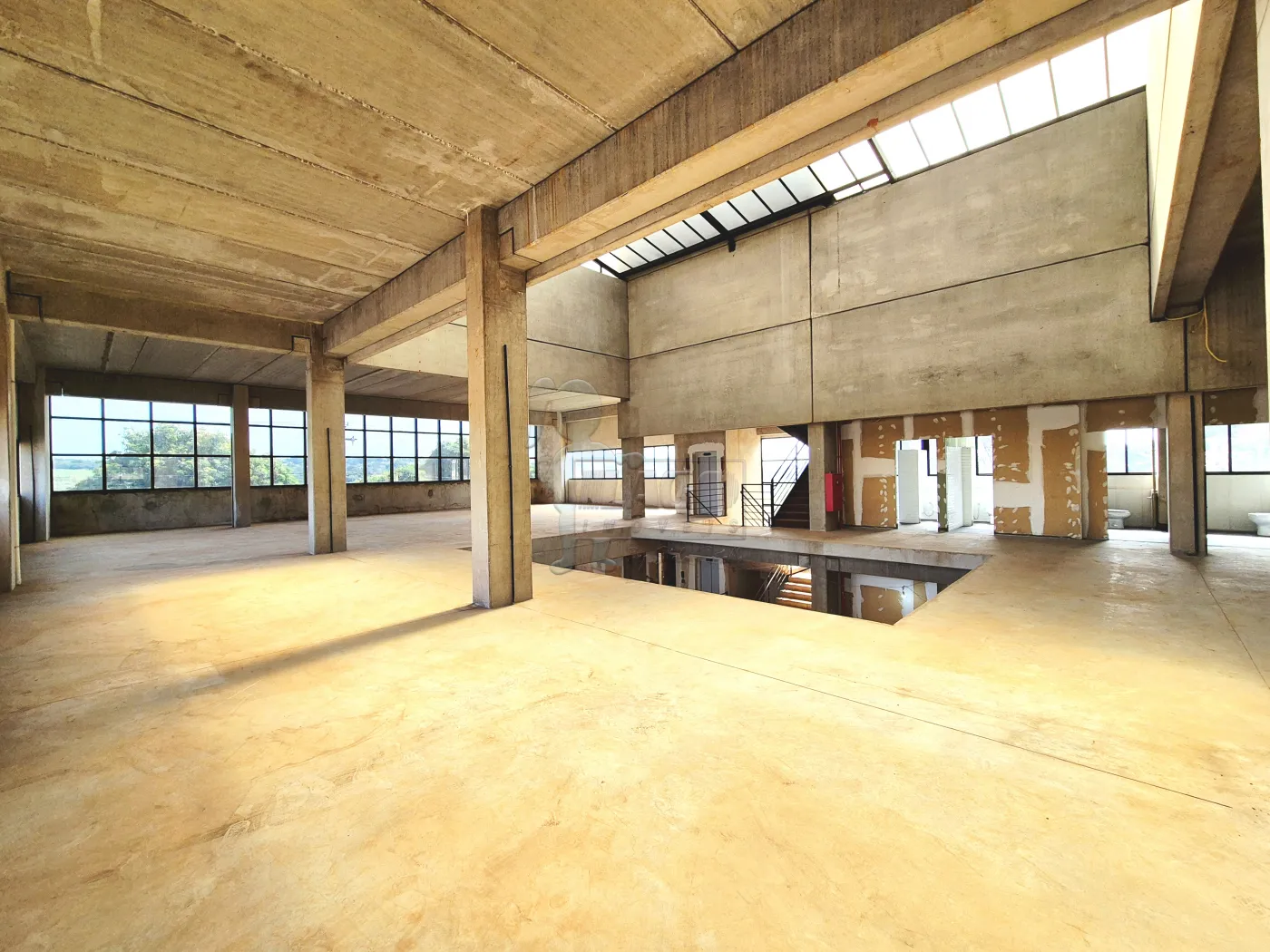 Alugar Comercial padr&atilde;o / Galp&atilde;o - Armaz&eacute;m em Ribeir&atilde;o Preto R$ 49.000,00 - Foto 18