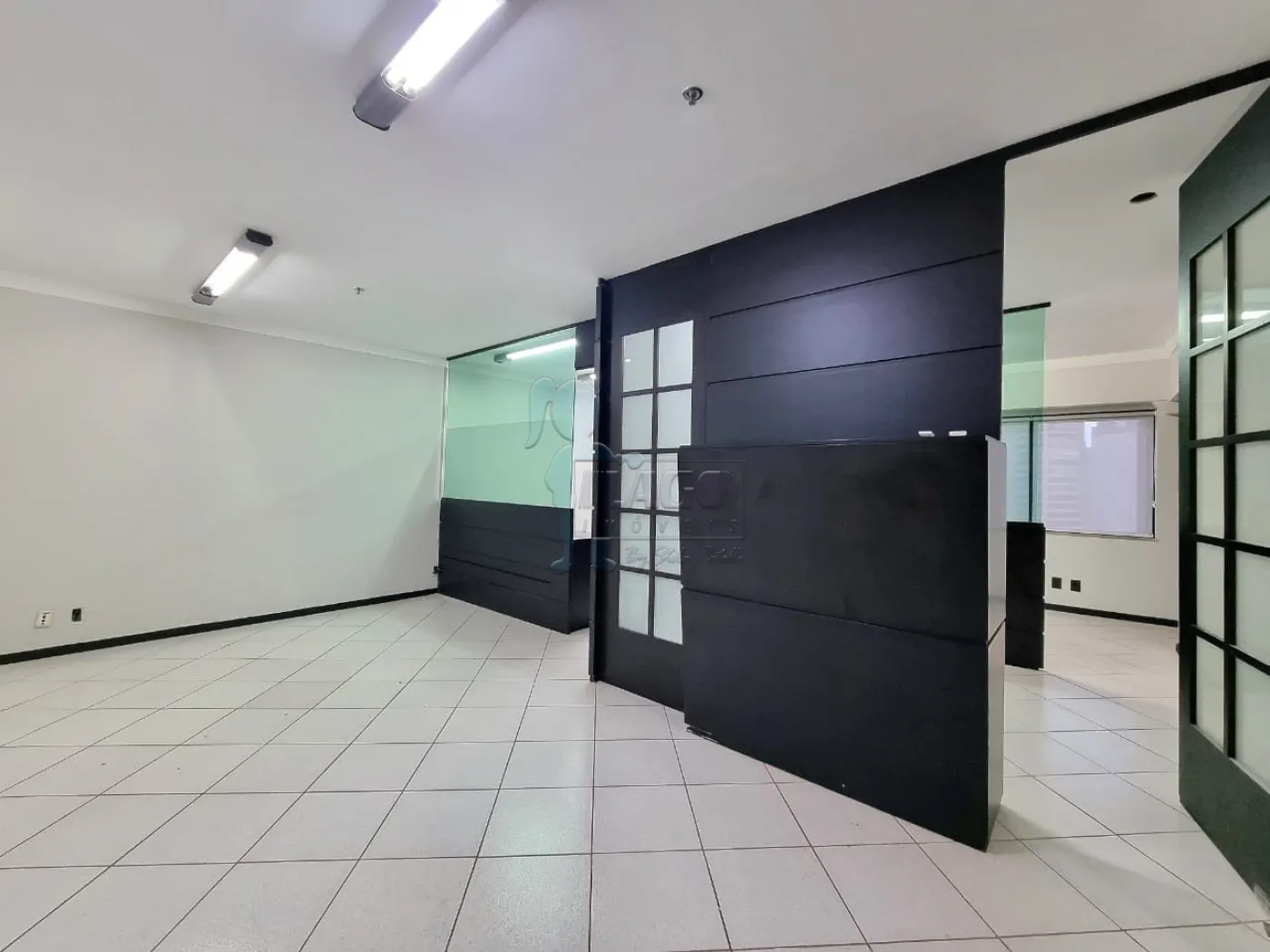 Alugar Comercial condom&iacute;nio / Escrit&oacute;rio - Loja em Ribeir&atilde;o Preto R$ 4.000,00 - Foto 4