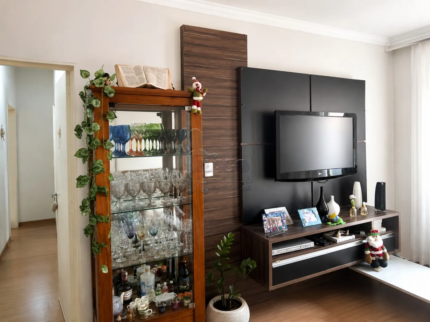 Comprar Apartamento / Padr&atilde;o em Ribeir&atilde;o Preto R$ 340.000,00 - Foto 3