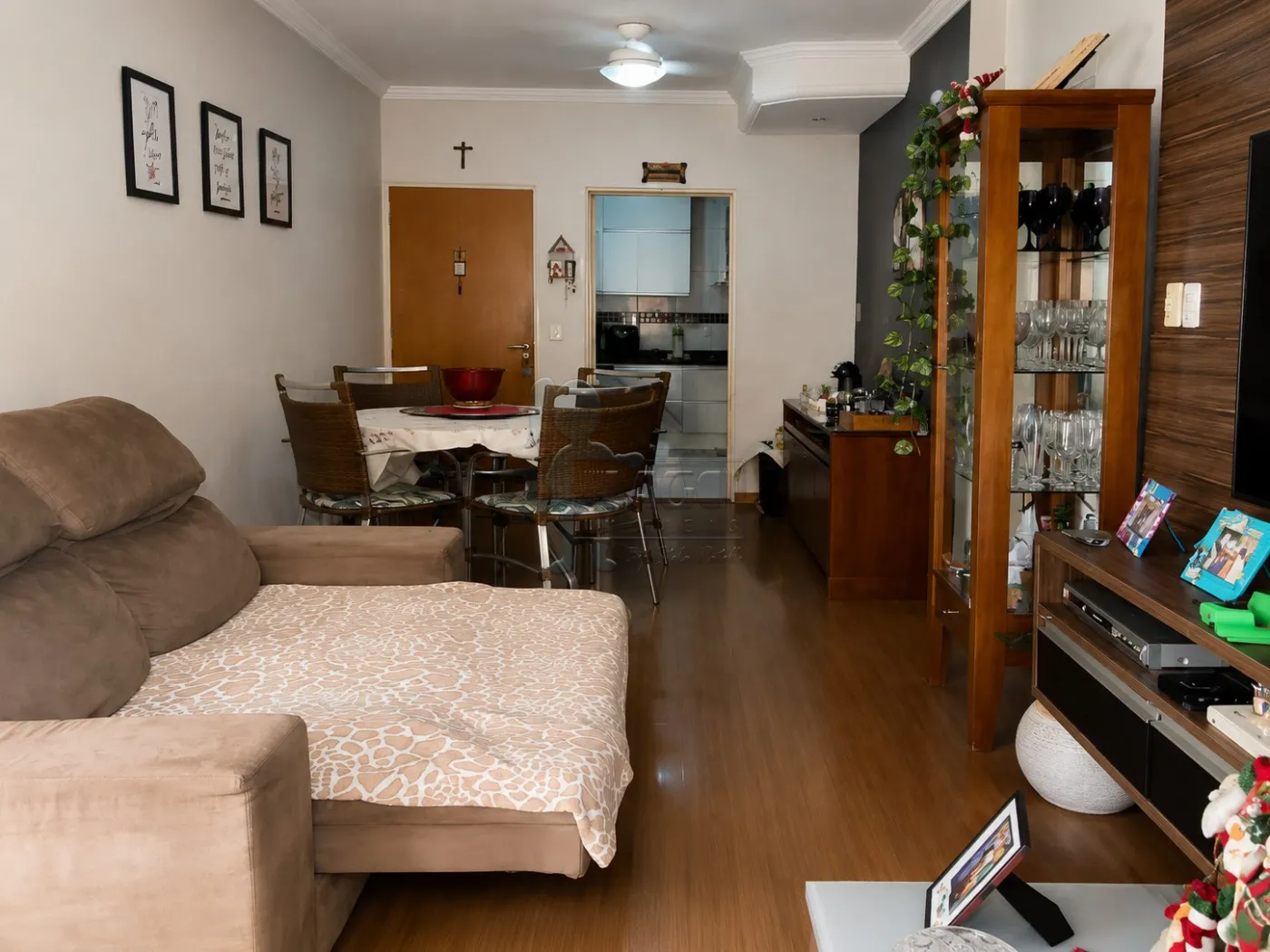 Comprar Apartamento / Padr&atilde;o em Ribeir&atilde;o Preto R$ 340.000,00 - Foto 2