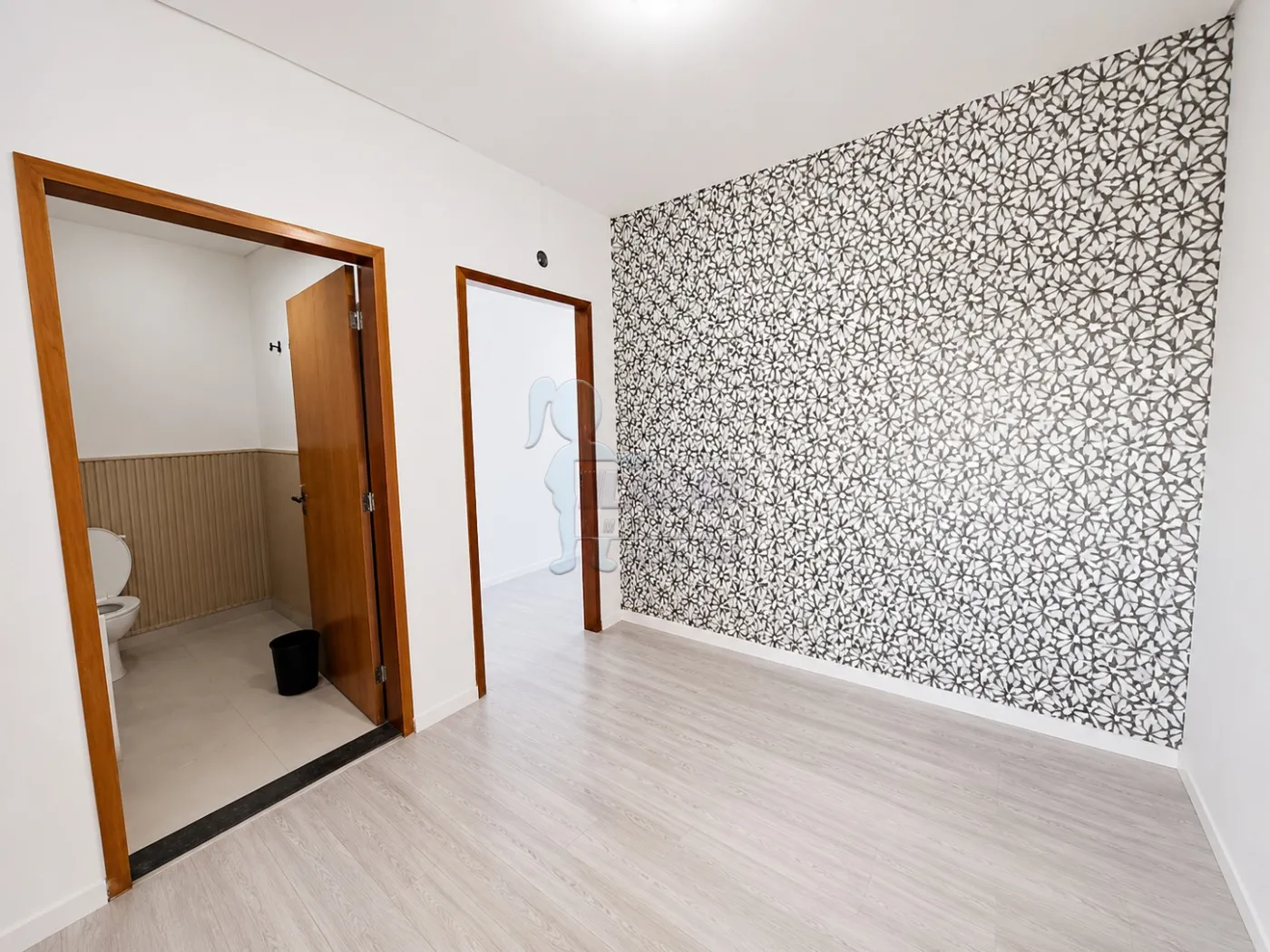 Alugar Comercial condom&iacute;nio / Escrit&oacute;rio - Loja em Ribeir&atilde;o Preto R$ 1.700,00 - Foto 1