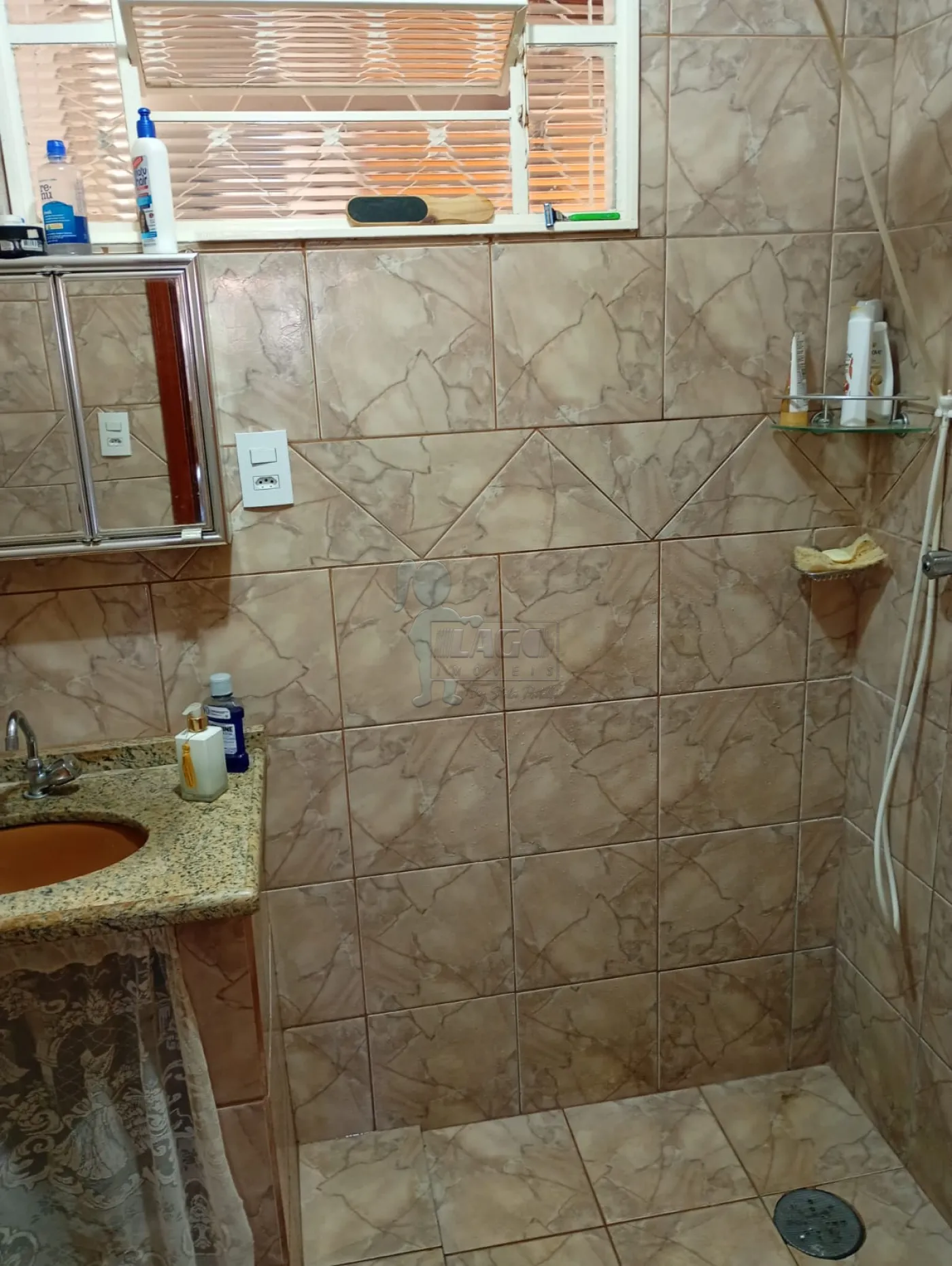 Comprar Casa / Padr&atilde;o em Ribeir&atilde;o Preto R$ 380.000,00 - Foto 18