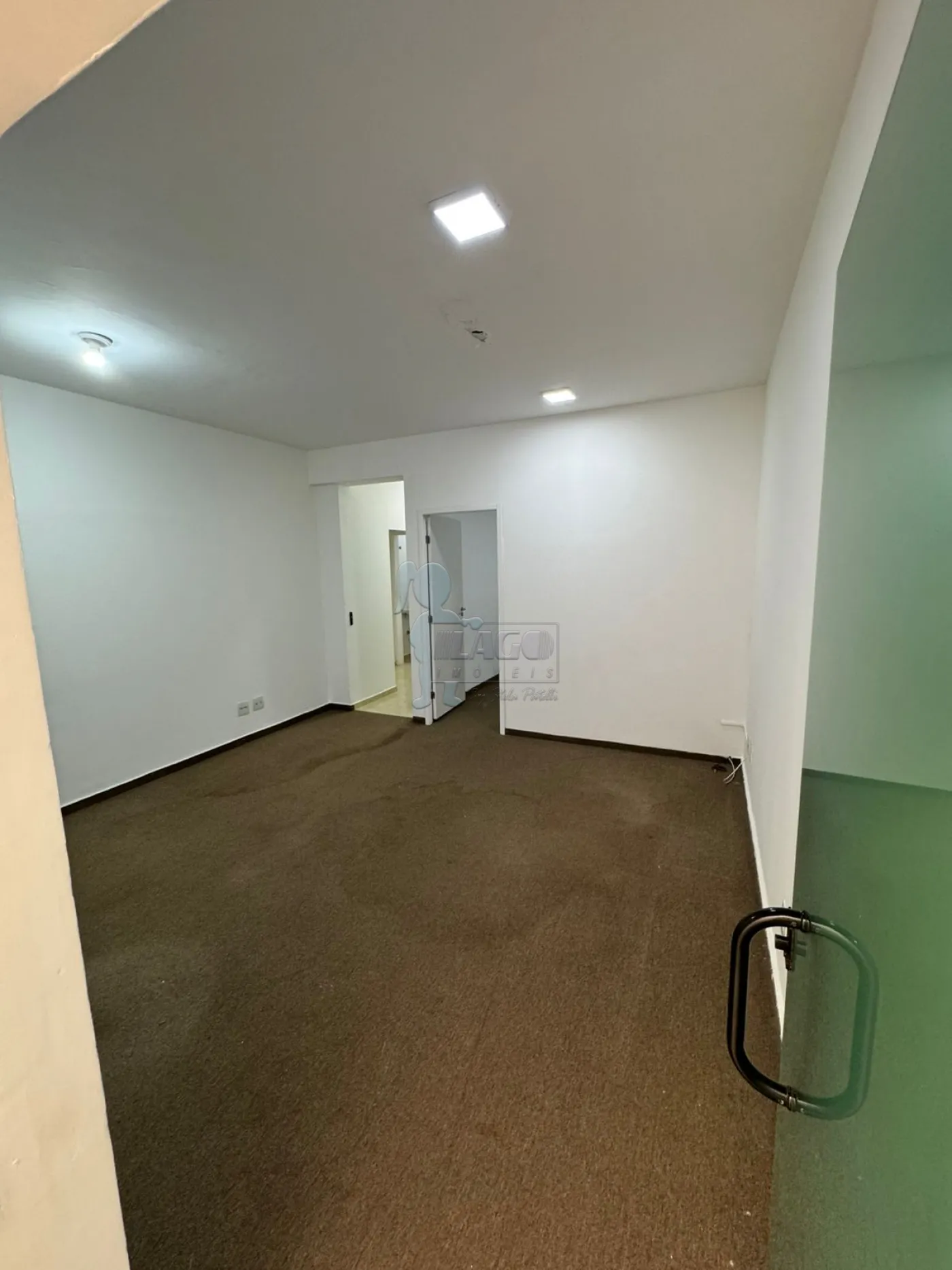 Alugar Comercial condom&iacute;nio / Escrit&oacute;rio - Loja em Ribeir&atilde;o Preto R$ 2.000,00 - Foto 1