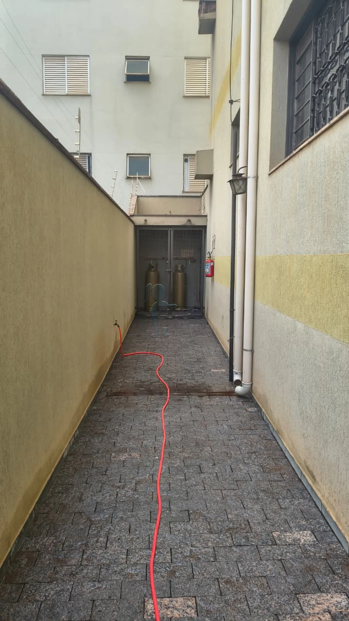 Comprar Apartamento / Padr&atilde;o em Ribeir&atilde;o Preto R$ 320.000,00 - Foto 2