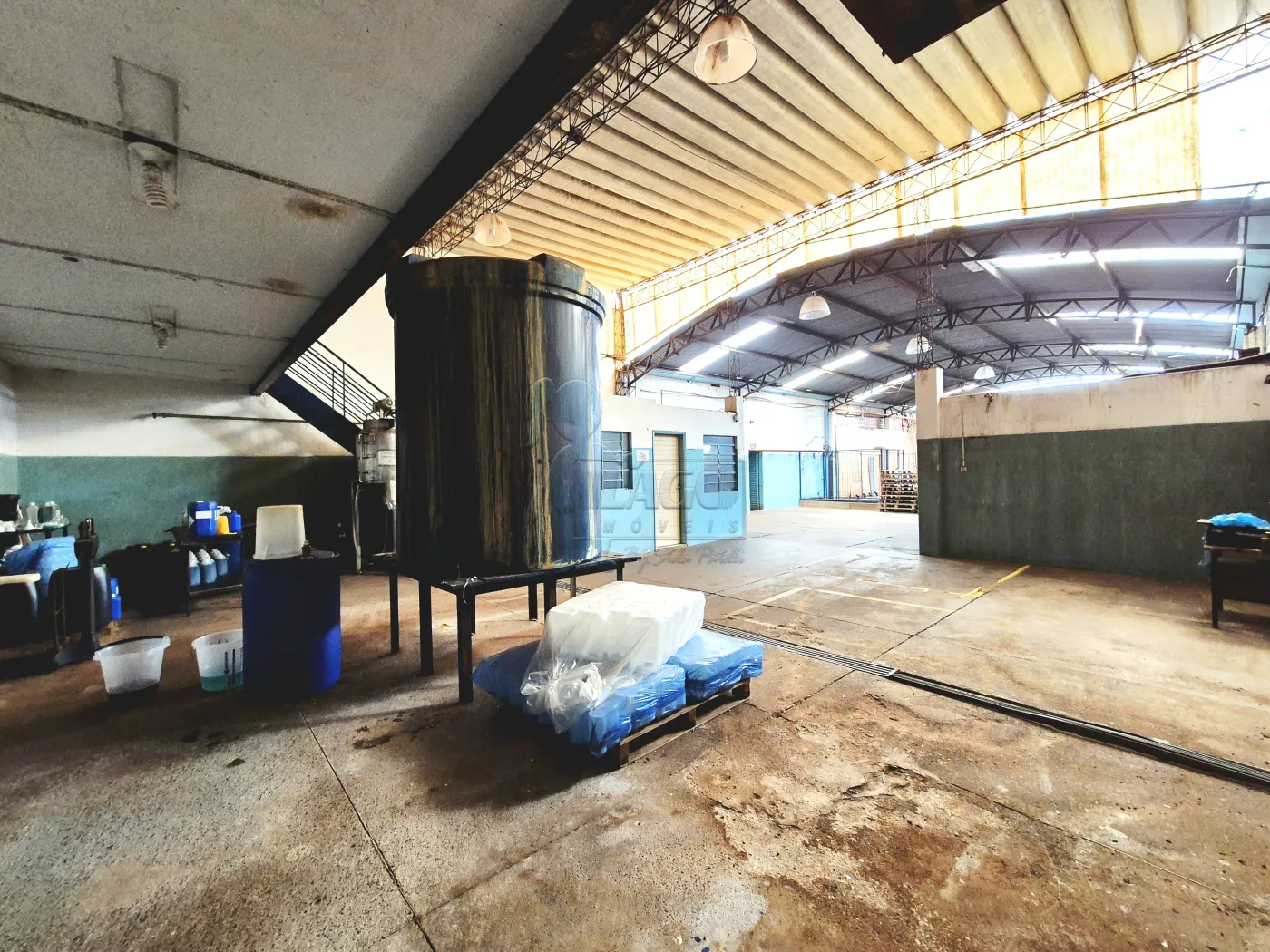Comprar Comercial padr&atilde;o / Galp&atilde;o - Armaz&eacute;m em Ribeir&atilde;o Preto R$ 1.285.000,00 - Foto 20