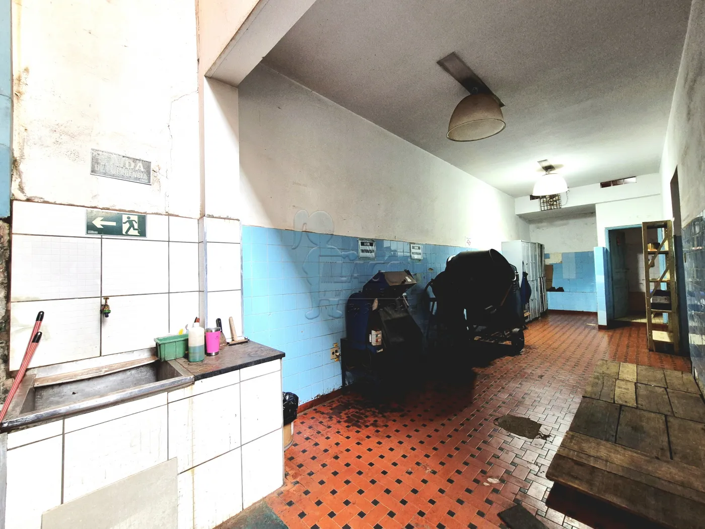 Comprar Comercial padr&atilde;o / Galp&atilde;o - Armaz&eacute;m em Ribeir&atilde;o Preto R$ 1.285.000,00 - Foto 26