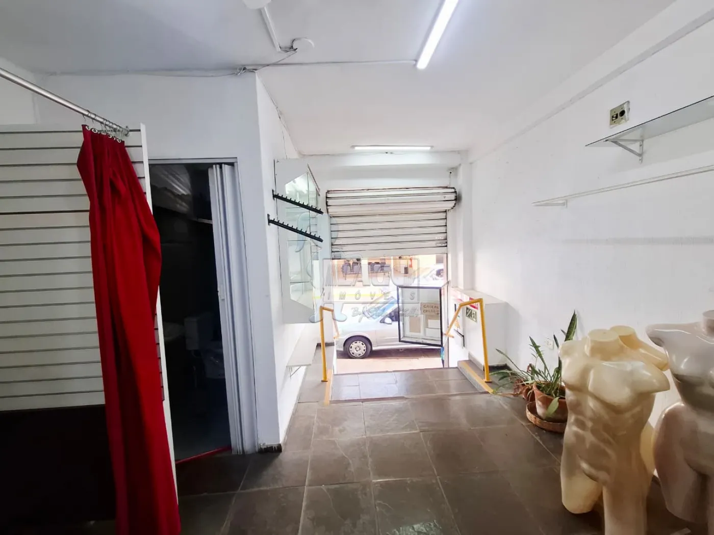 Alugar Comercial padr&atilde;o / Loja em Ribeir&atilde;o Preto R$ 2.500,00 - Foto 3