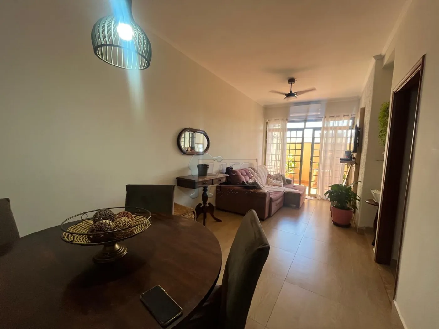 Comprar Apartamento / Padr&atilde;o em Ribeir&atilde;o Preto R$ 370.000,00 - Foto 2